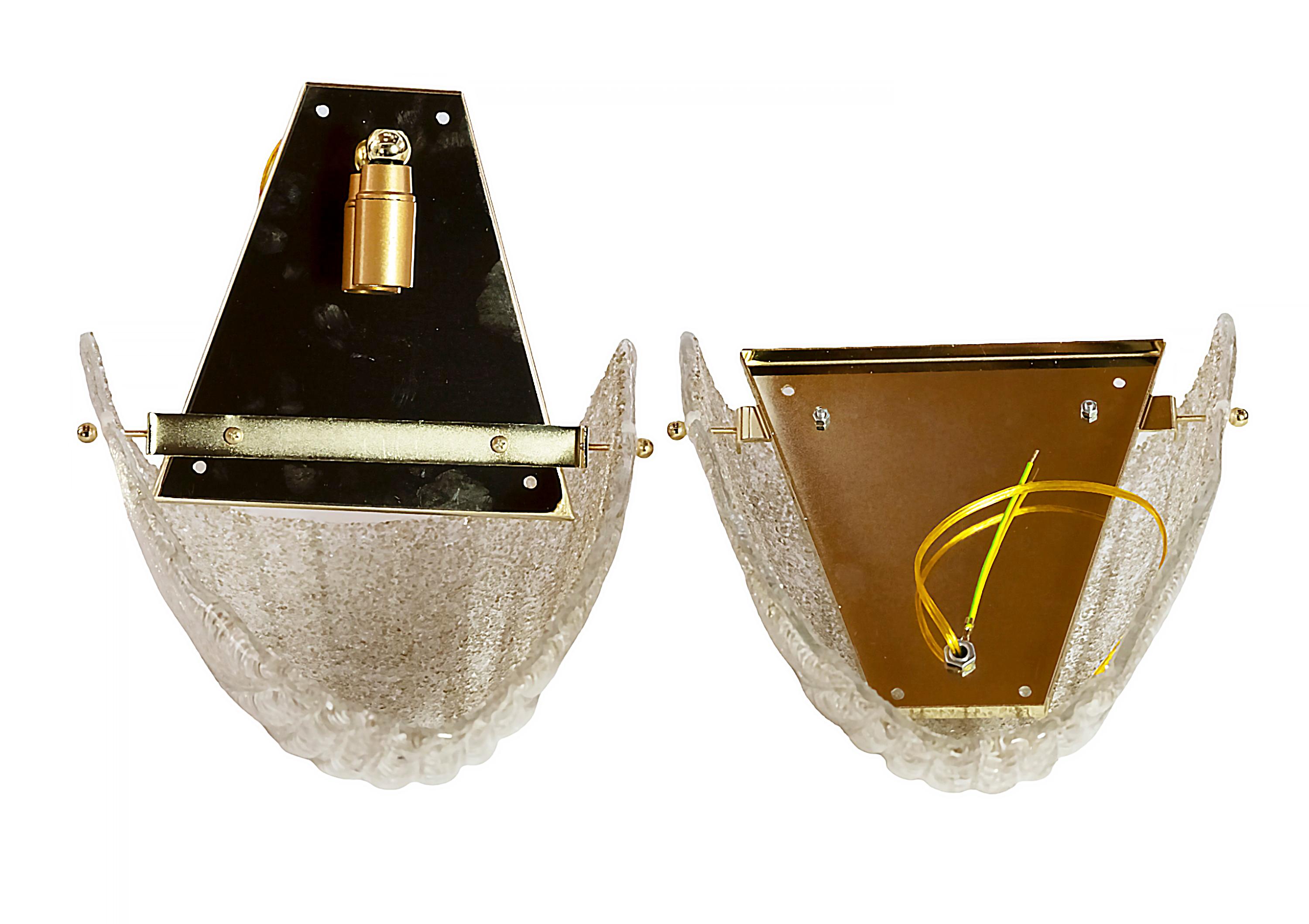 Paar italienische Wandleuchten aus Muranoglas (21. Jahrhundert und zeitgenössisch) im Angebot