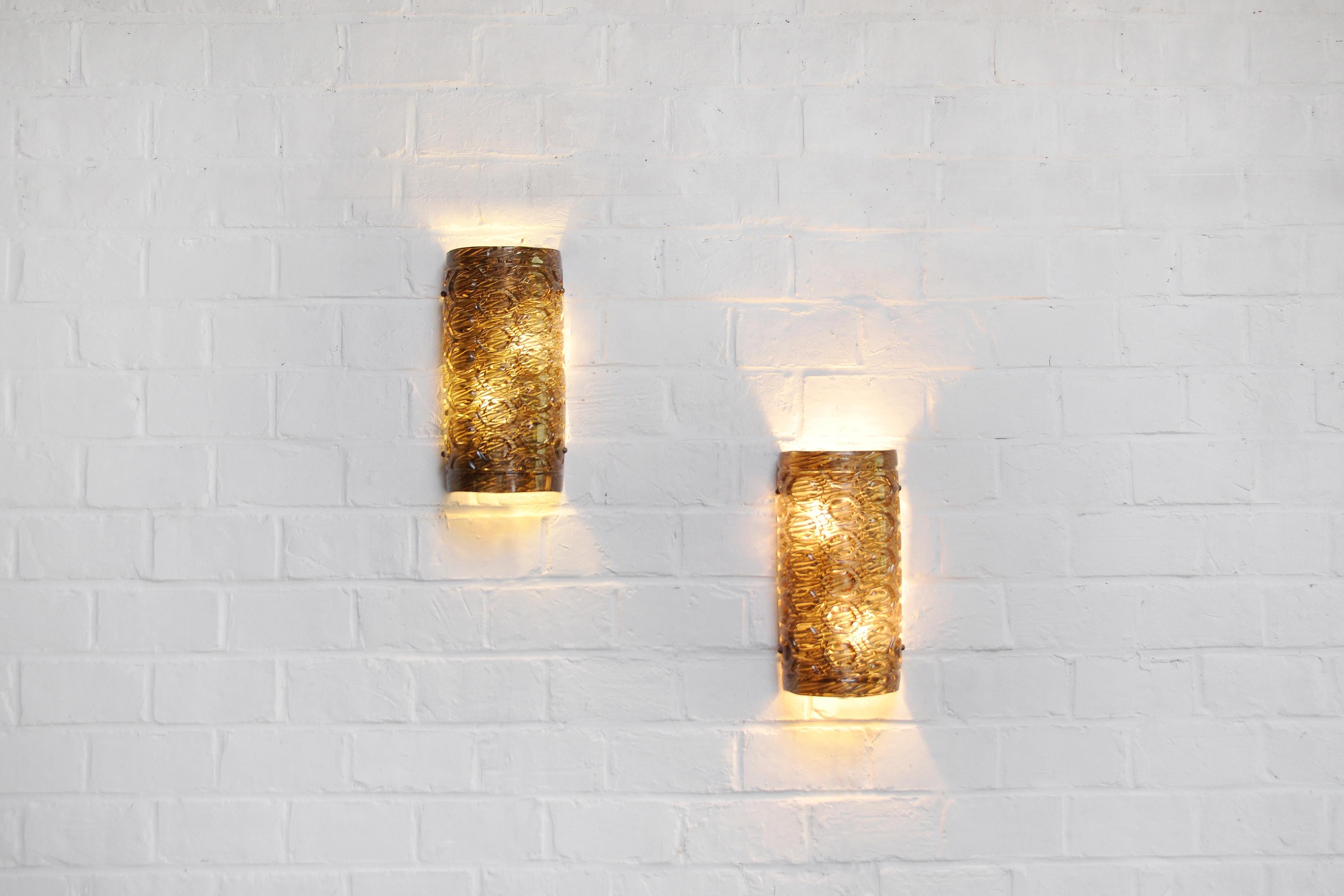 Pair of Italian Murano Glass Wall Lights with Geometric Patterns, 1960's For Sale 1