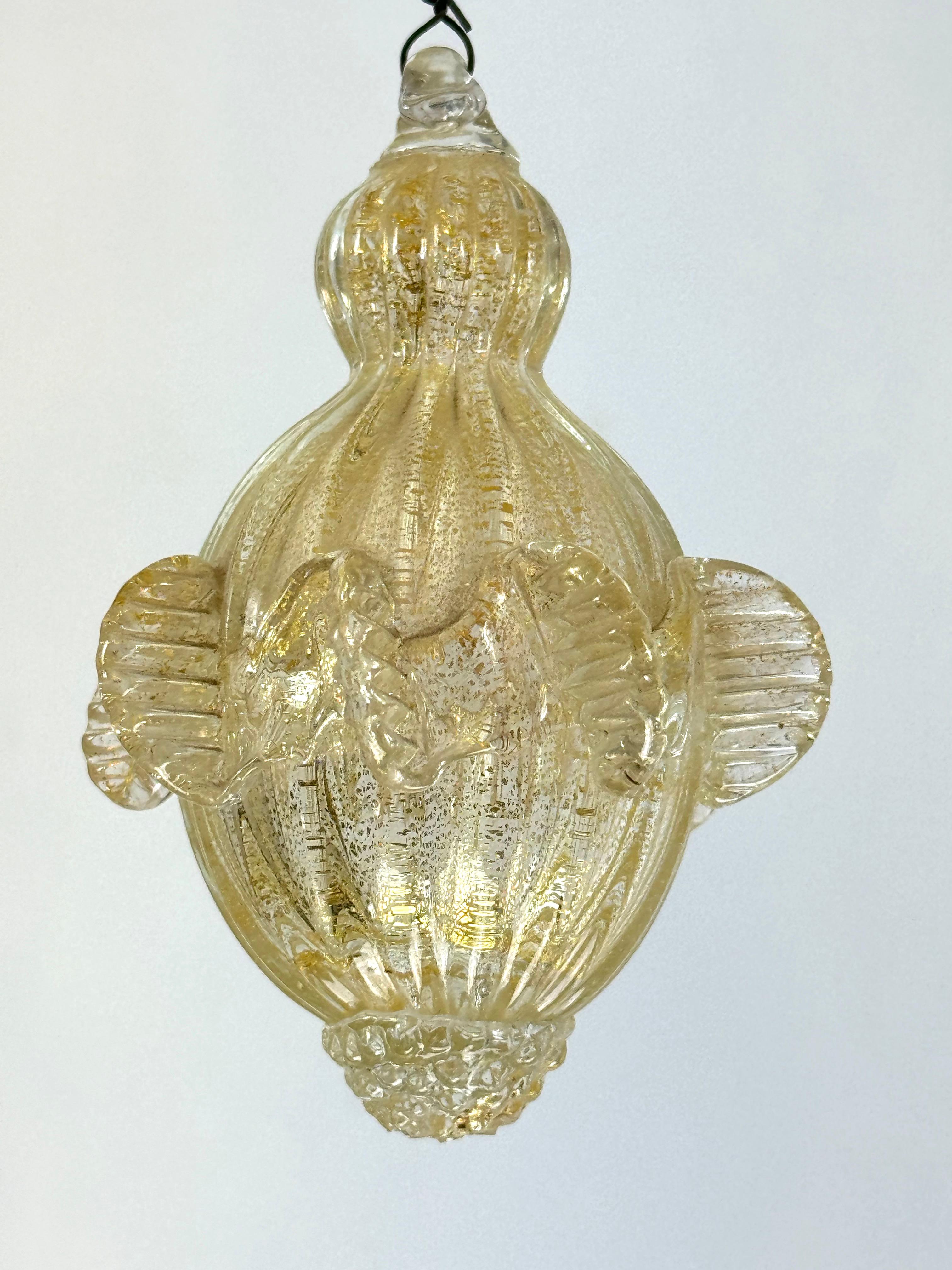 Ein Paar italienische Murano-Kronleuchter mit Goldstaub aus den 50er Jahren. im Angebot 13
