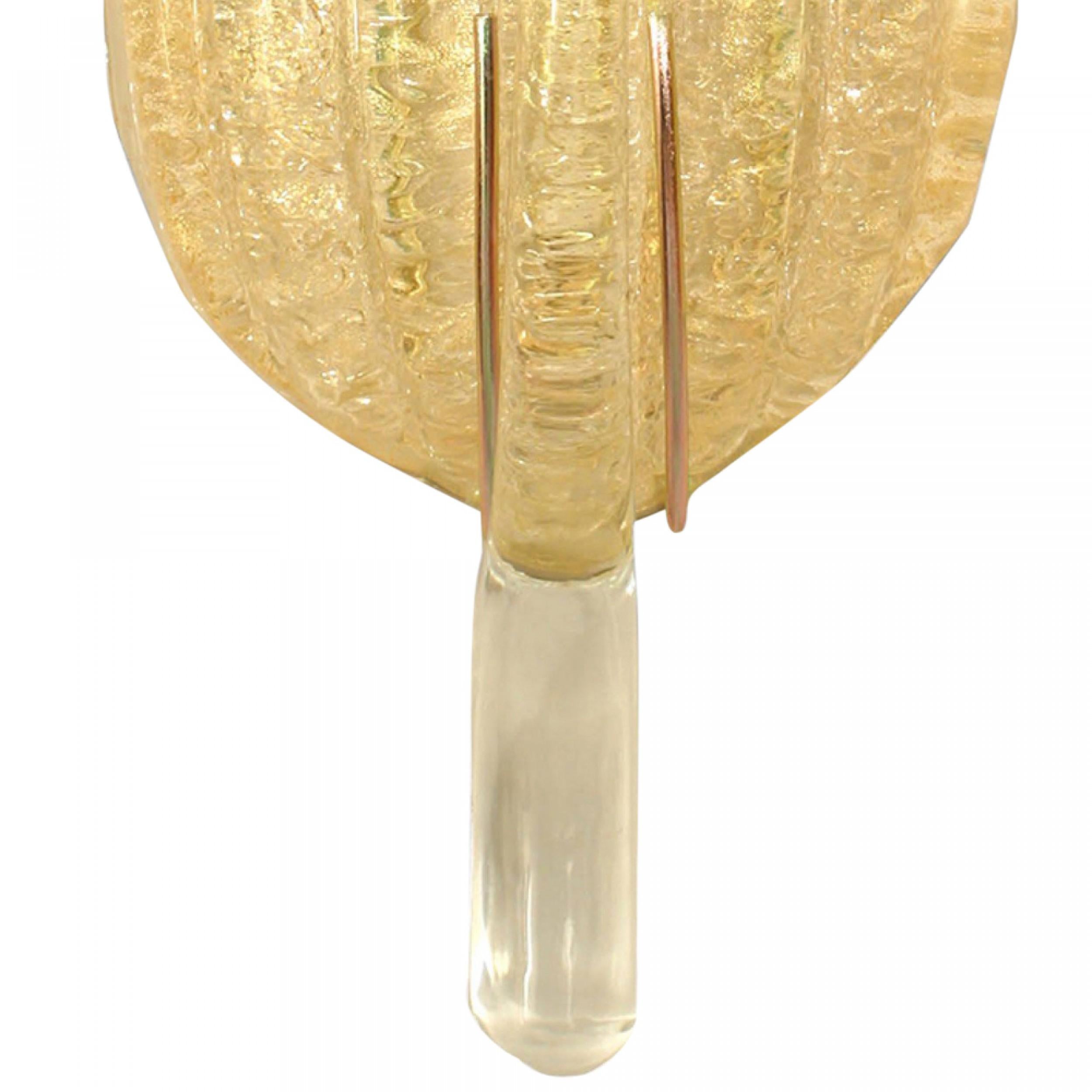 Mid-Century Modern Pair of Italian Murano Gold Dusted Glass Wall Sconces For Sale