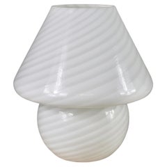 Paar italienische Pilzwirbel-Lampen aus Muranoglas