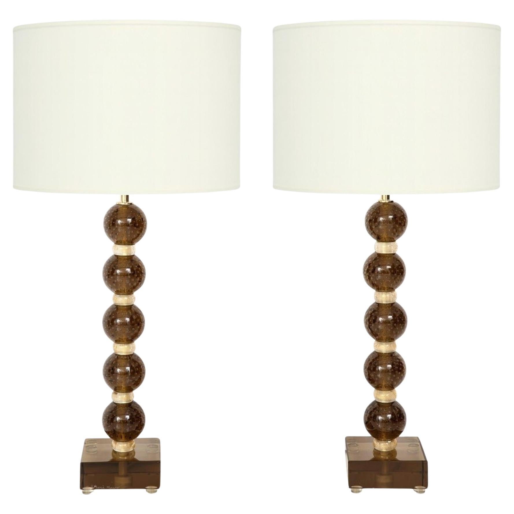 Paire de lampes sphériques italiennes en verre de Murano « Pulegoso » en bronze et or, signées