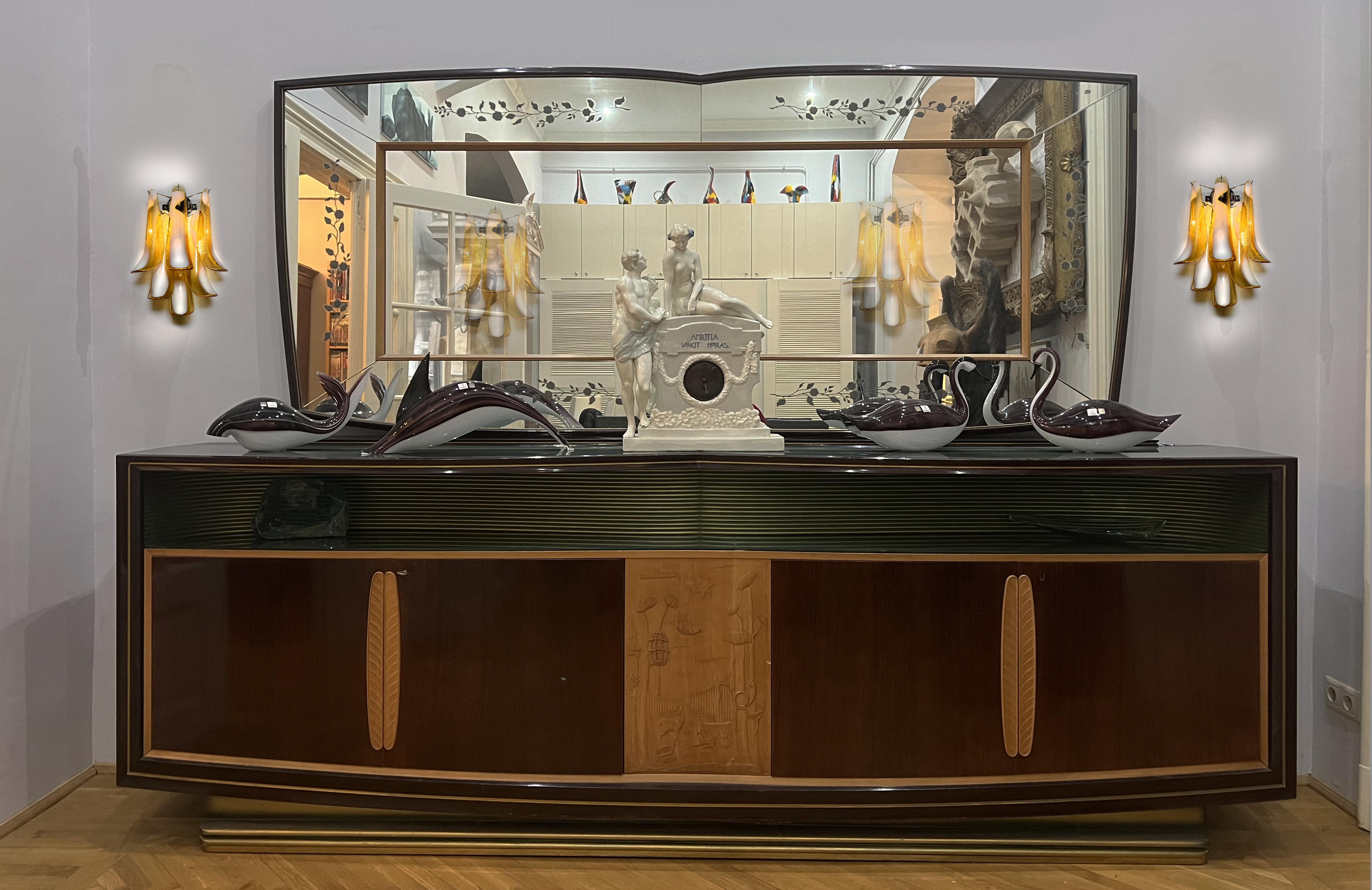Pair of Italian  Murano Sconces In Excellent Condition For Sale In Budapest, HU