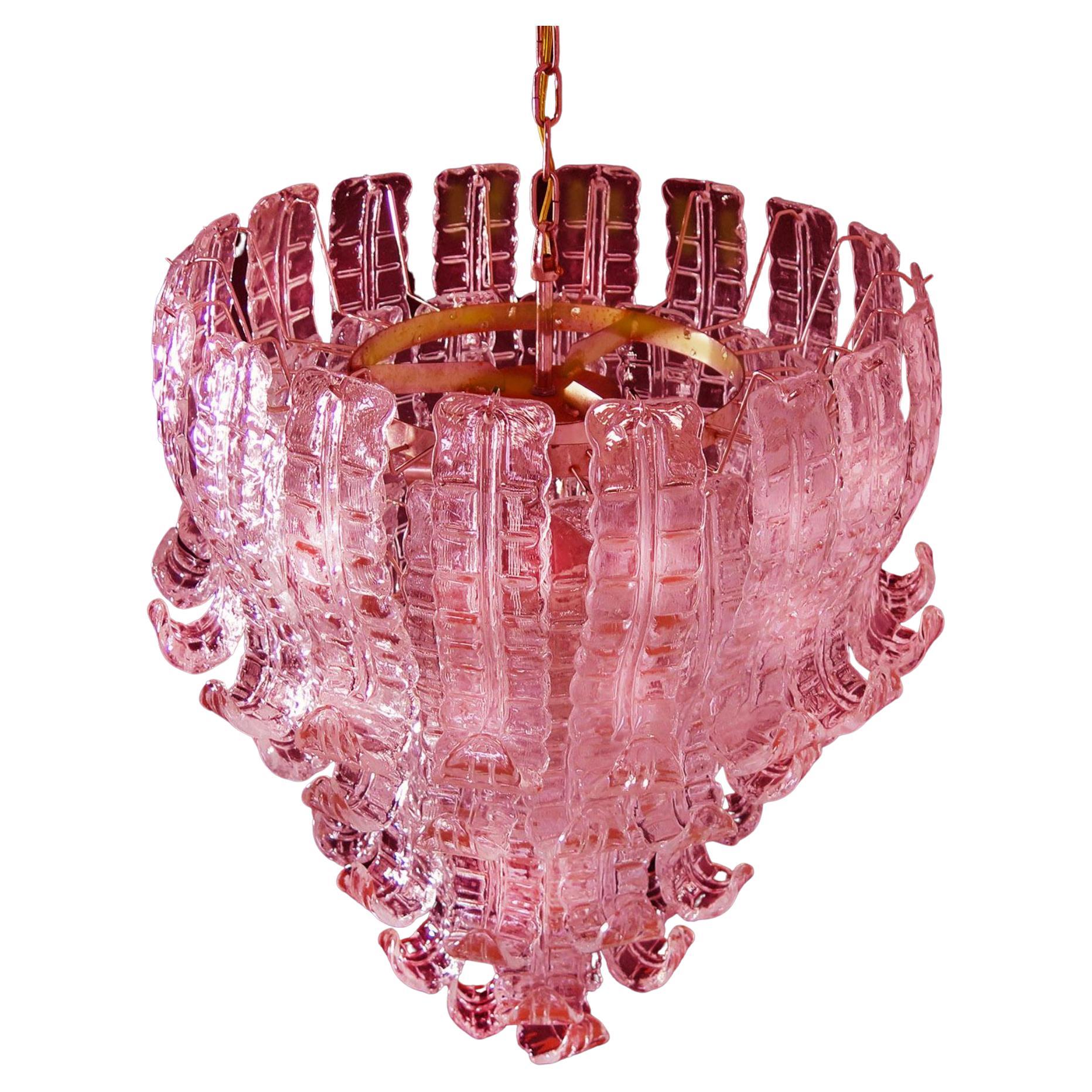 Pair of Italian Murano Six-Tier Felci Glass Chandeliers In Excellent Condition For Sale In Budapest, HU