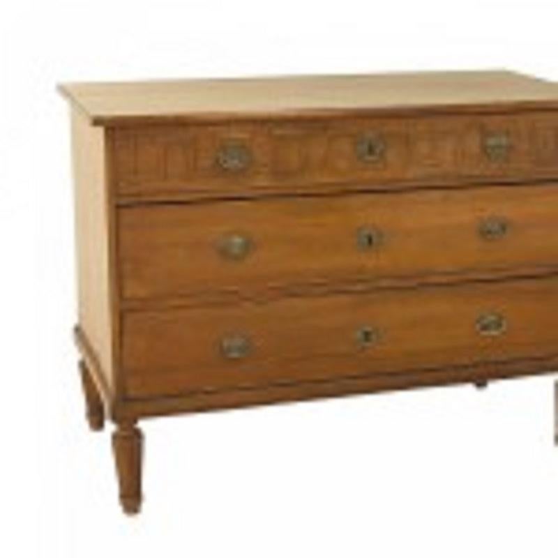 Pair of Italian Neo-Classic Fruitwood Chests In Good Condition For Sale In Queens, NY