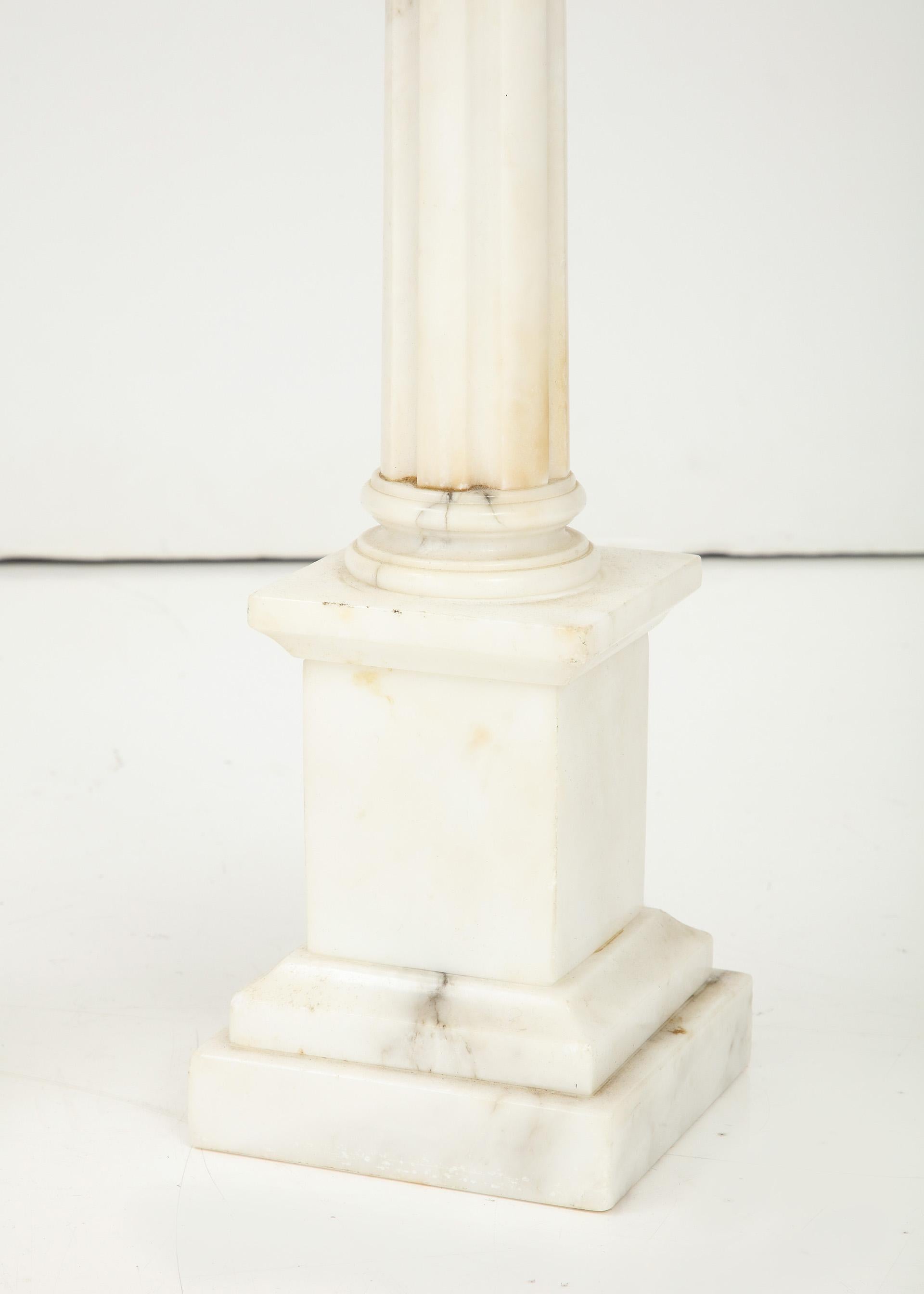 Carrara Marble Pair of Italian Neo-classic Marble Column Lamps For Sale