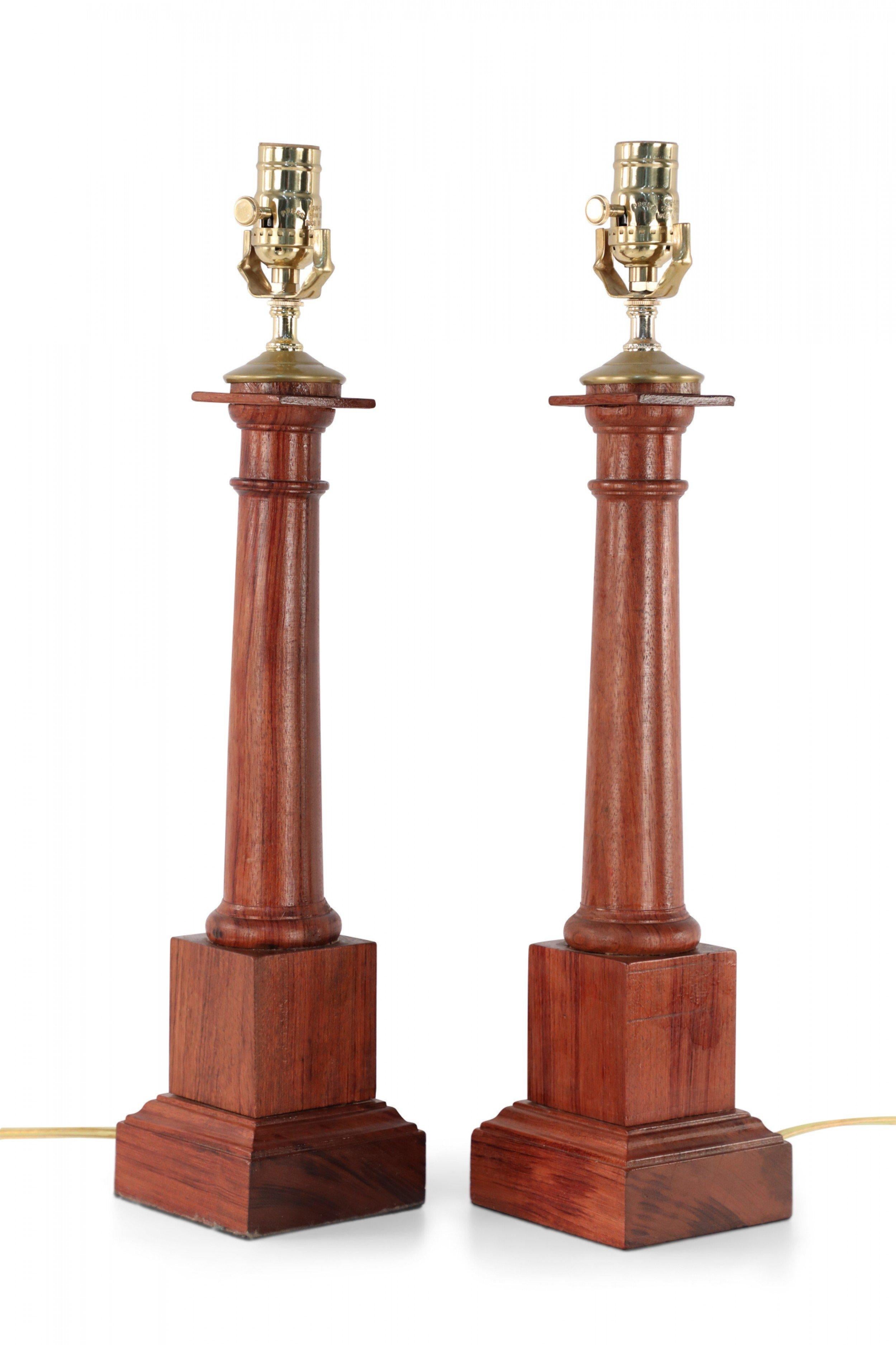 Pair of Italian Neo-Classic Style Wooden Column Table Lamps In Good Condition In New York, NY