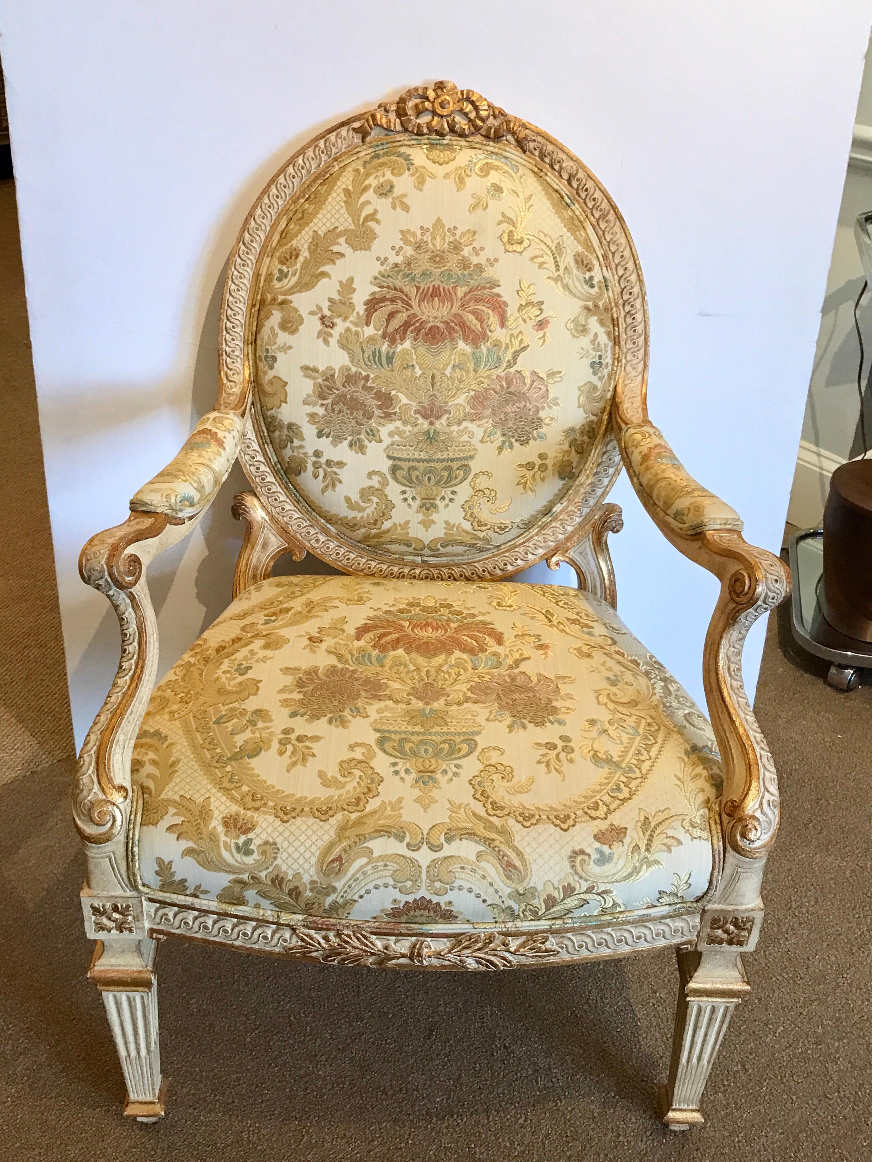 Pair of Italian Neoclassic Carved Giltwood Armchairs For Sale 10