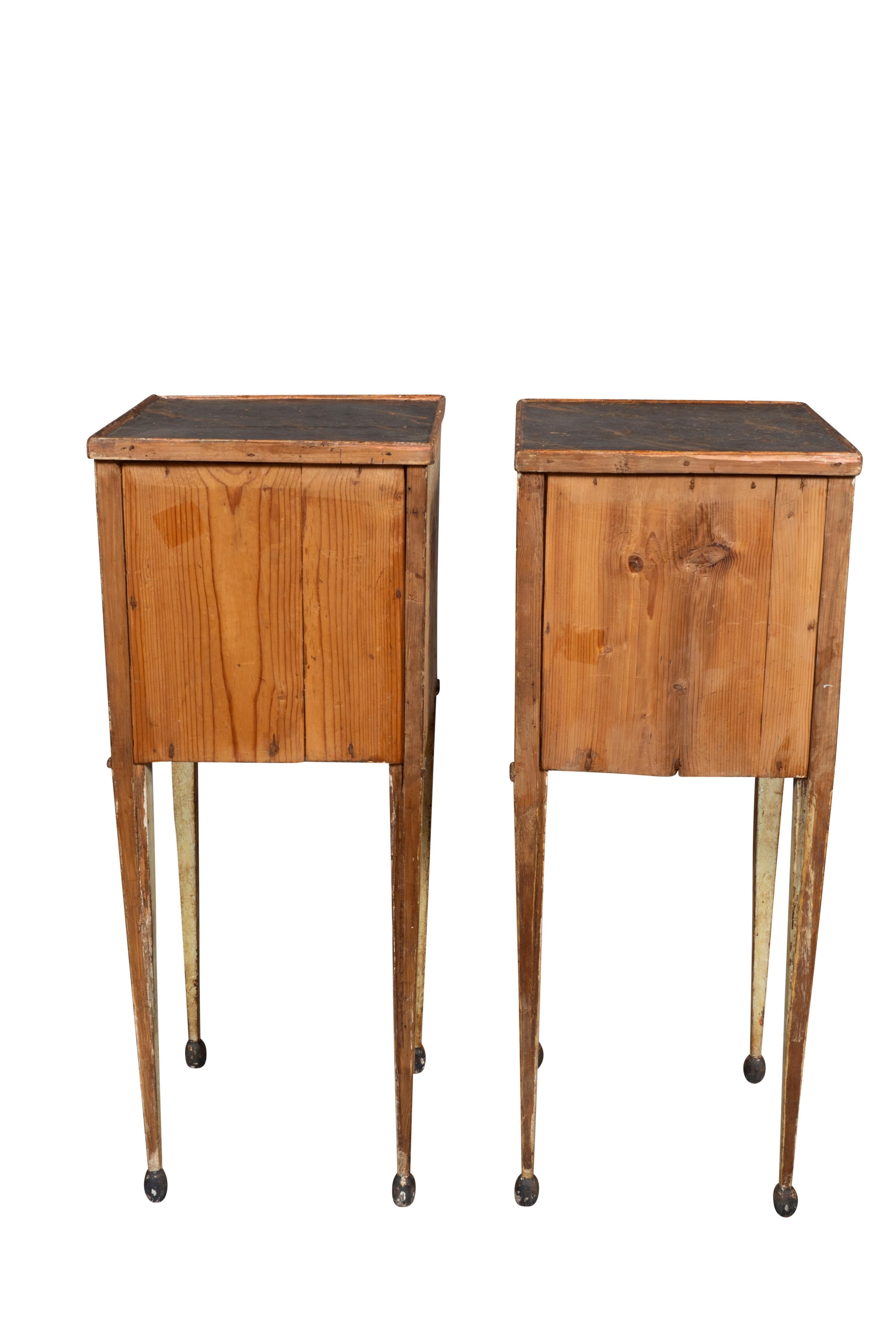 Pair Of Italian Neoclassic Painted Commodes For Sale 1