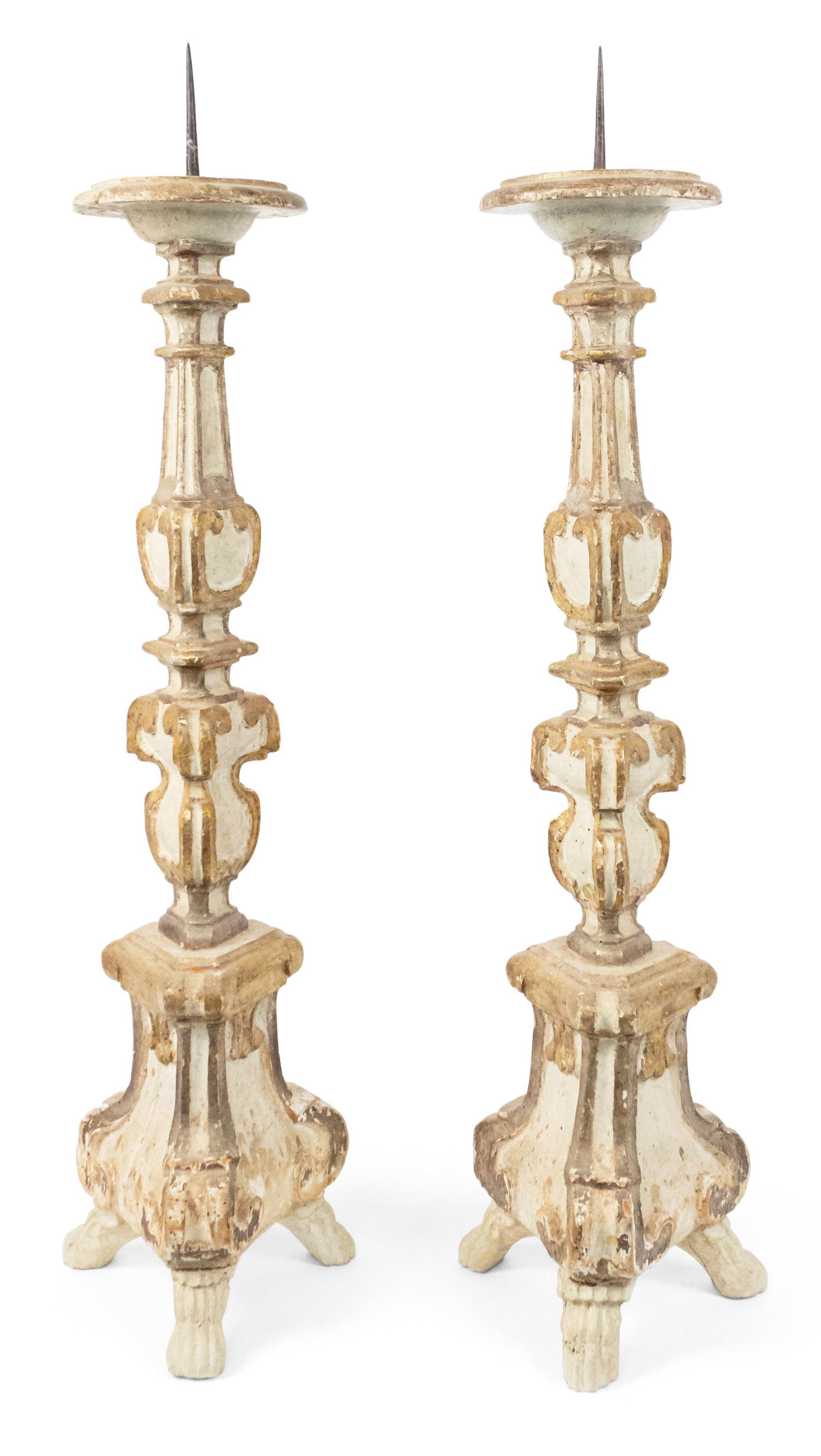 Pair of Italian Neoclassic White and Gilt Candlesticks For Sale 2