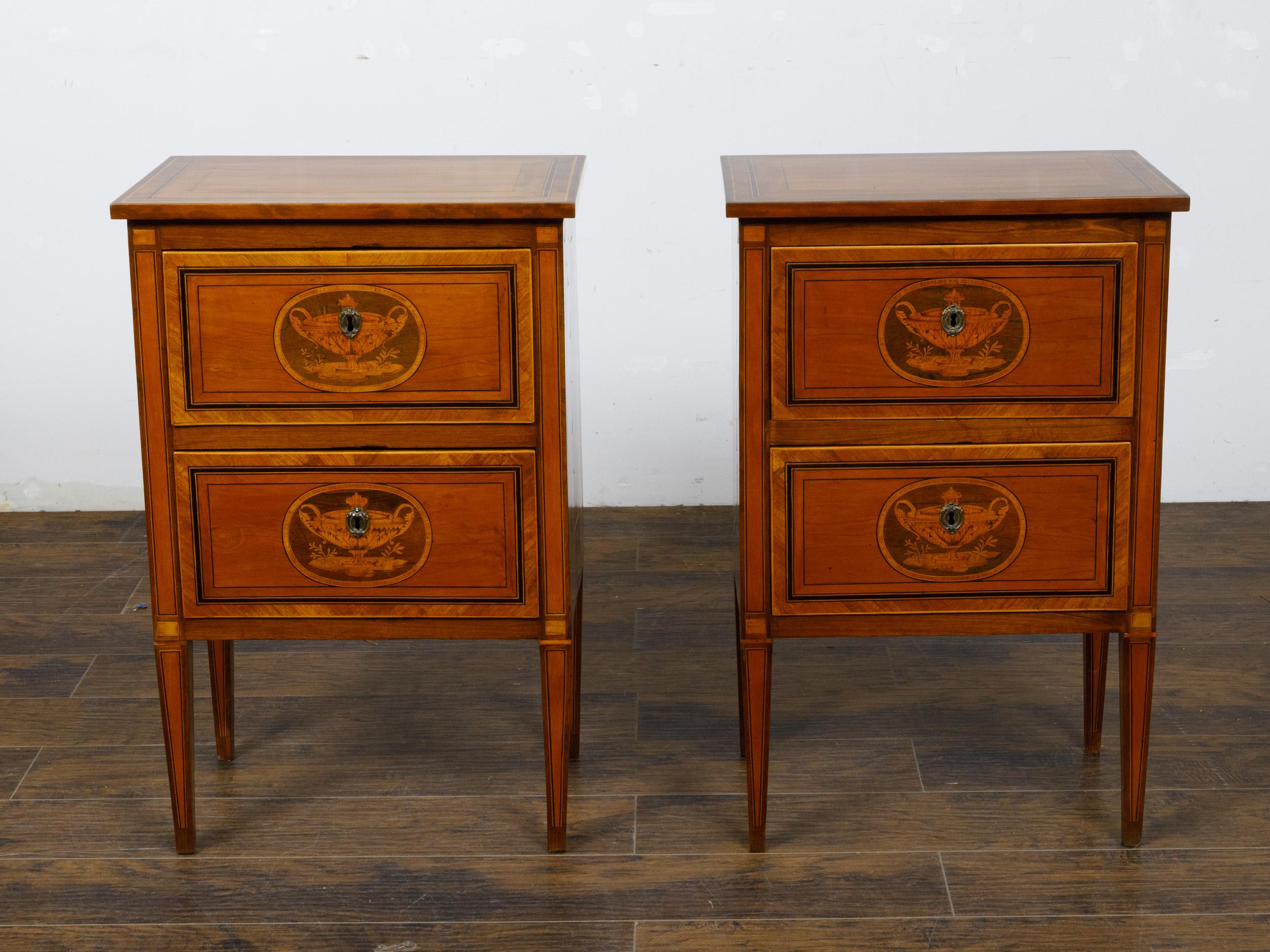 Pair of Italian Neoclassical 1800s Walnut Bedside Tables with Marquetry Décor For Sale 8