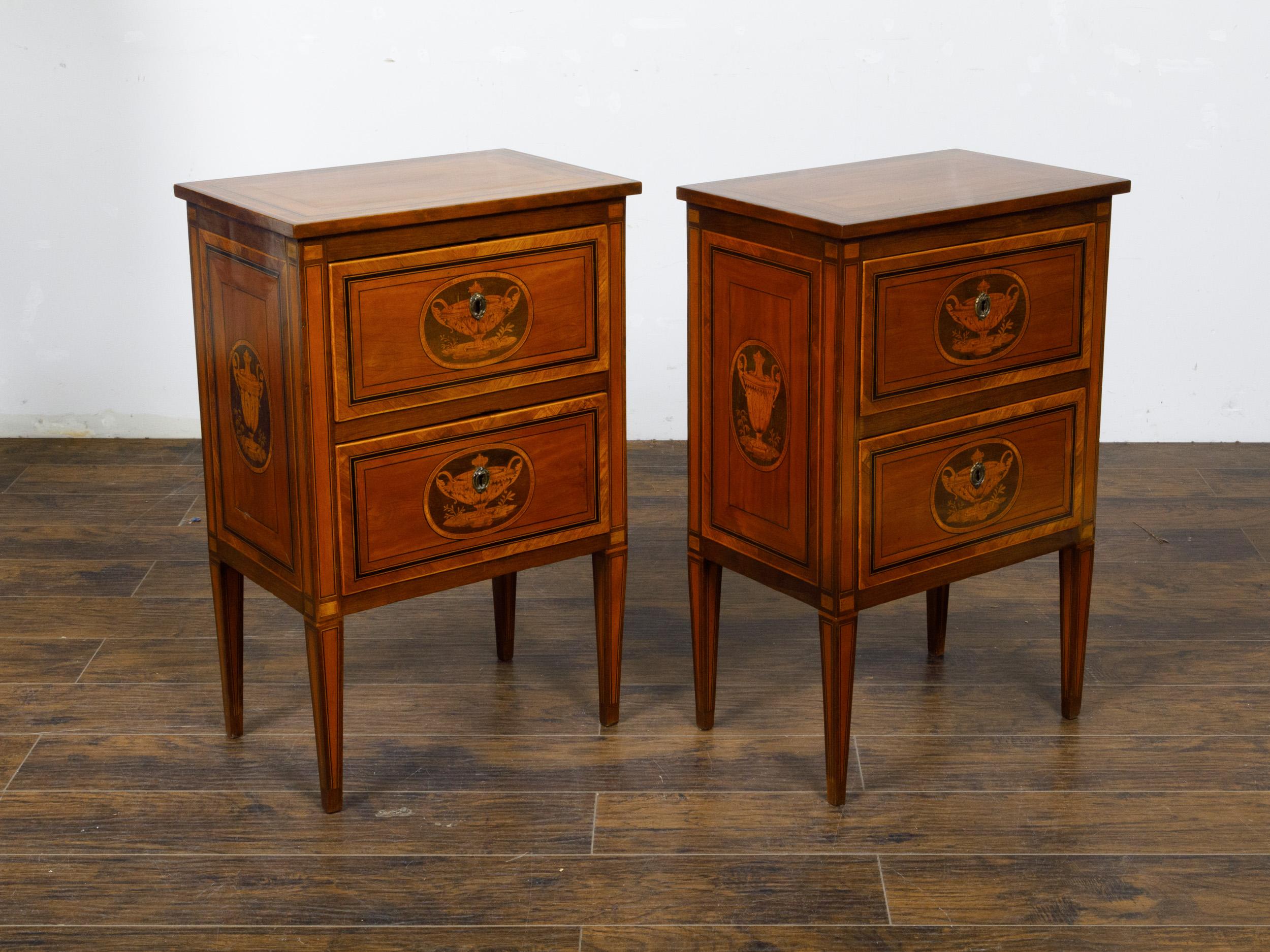Pair of Italian Neoclassical 1800s Walnut Bedside Tables with Marquetry Décor For Sale 1