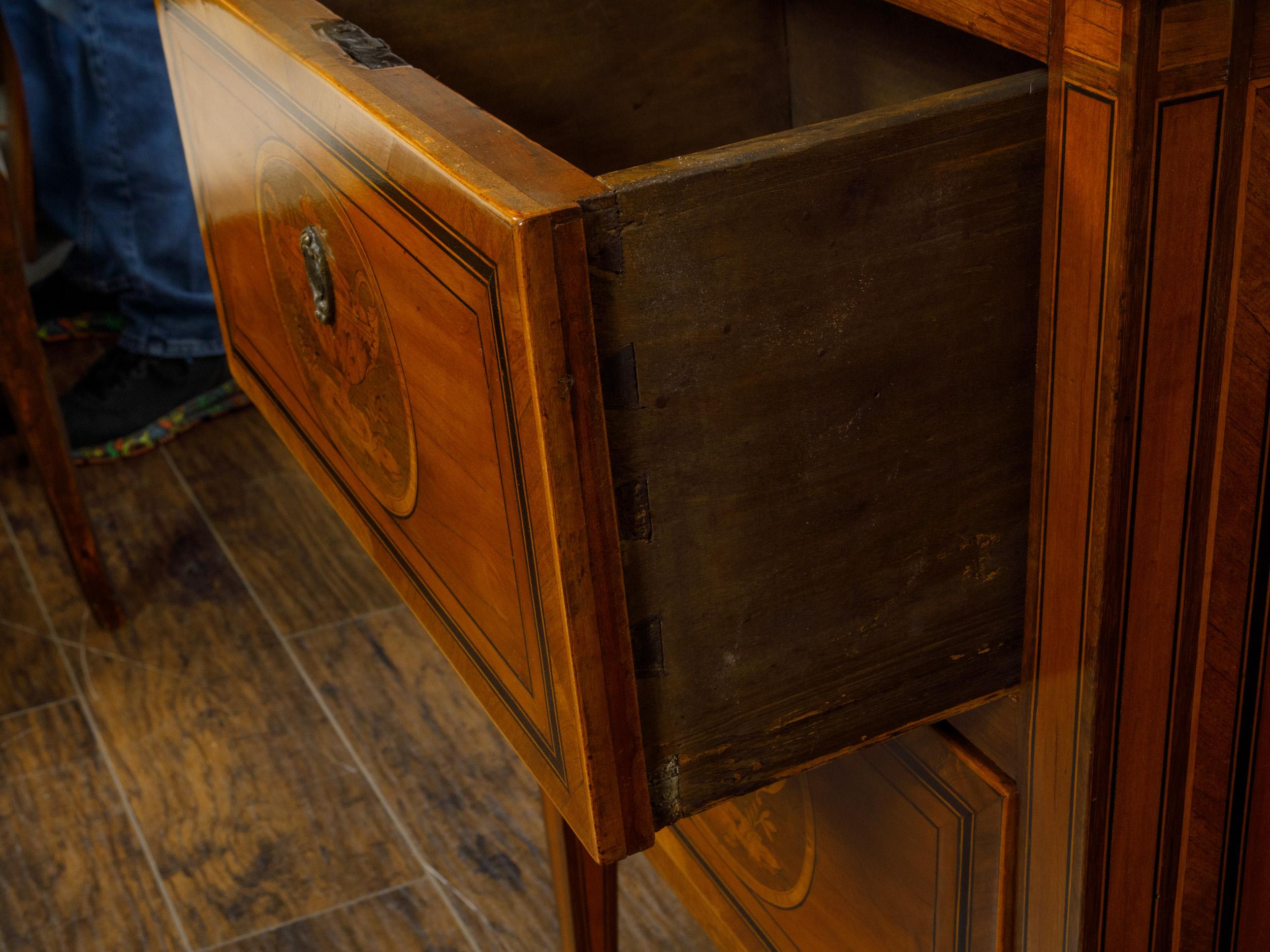 Pair of Italian Neoclassical 1800s Walnut Bedside Tables with Marquetry Décor For Sale 3