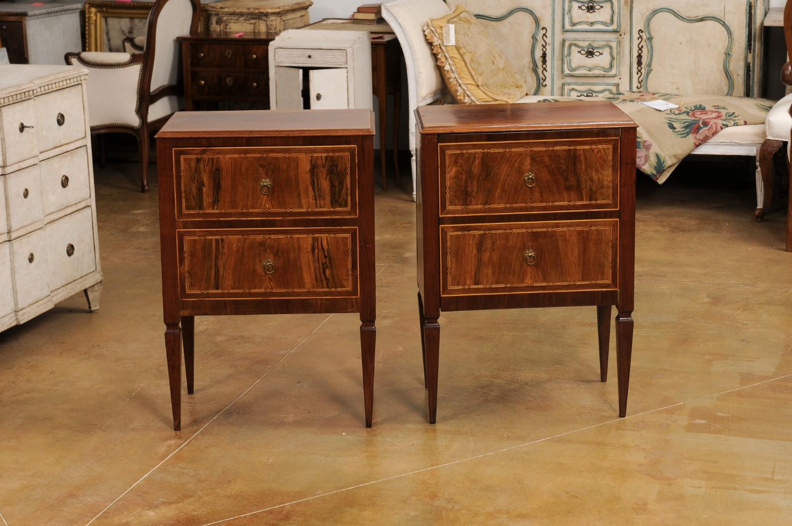 Pair of Italian Neoclassical 18th Century Walnut and Mahogany Bedside Tables 4