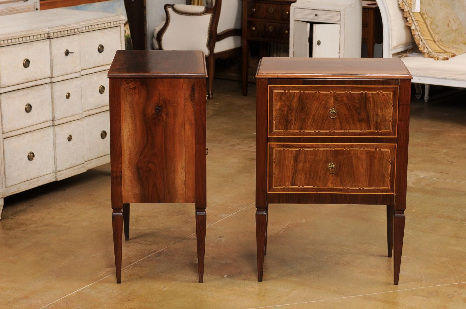 Pair of Italian Neoclassical 18th Century Walnut and Mahogany Bedside Tables In Good Condition In Atlanta, GA