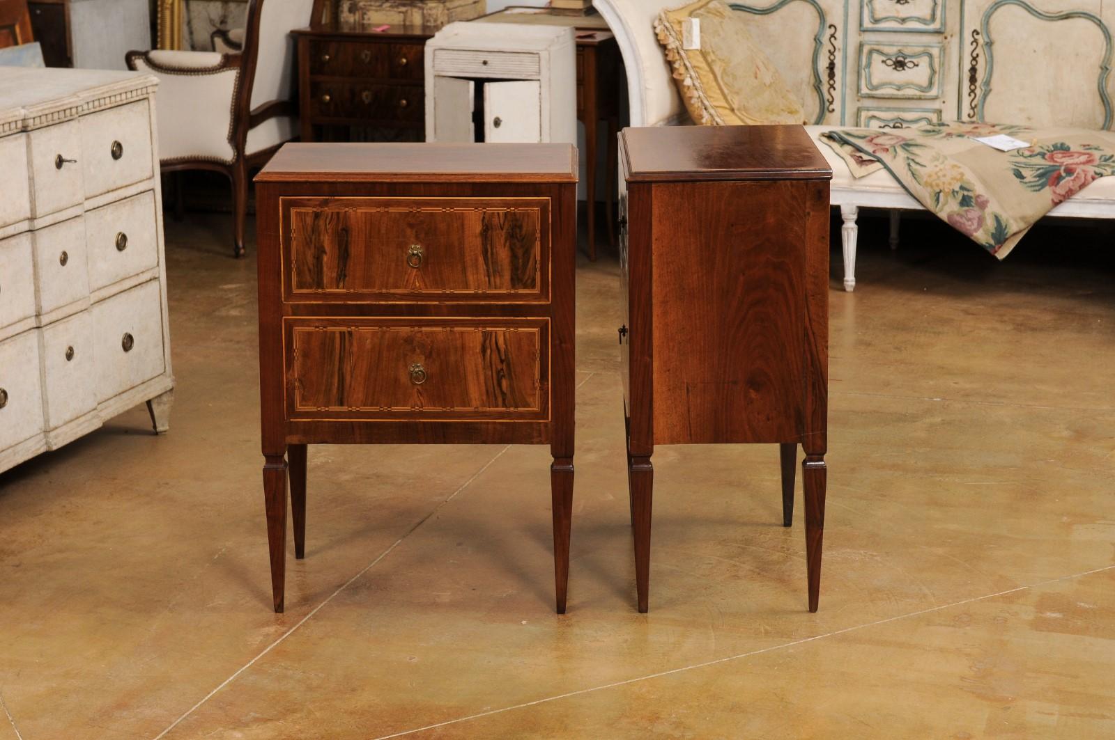 Pair of Italian Neoclassical 18th Century Walnut and Mahogany Bedside Tables 3