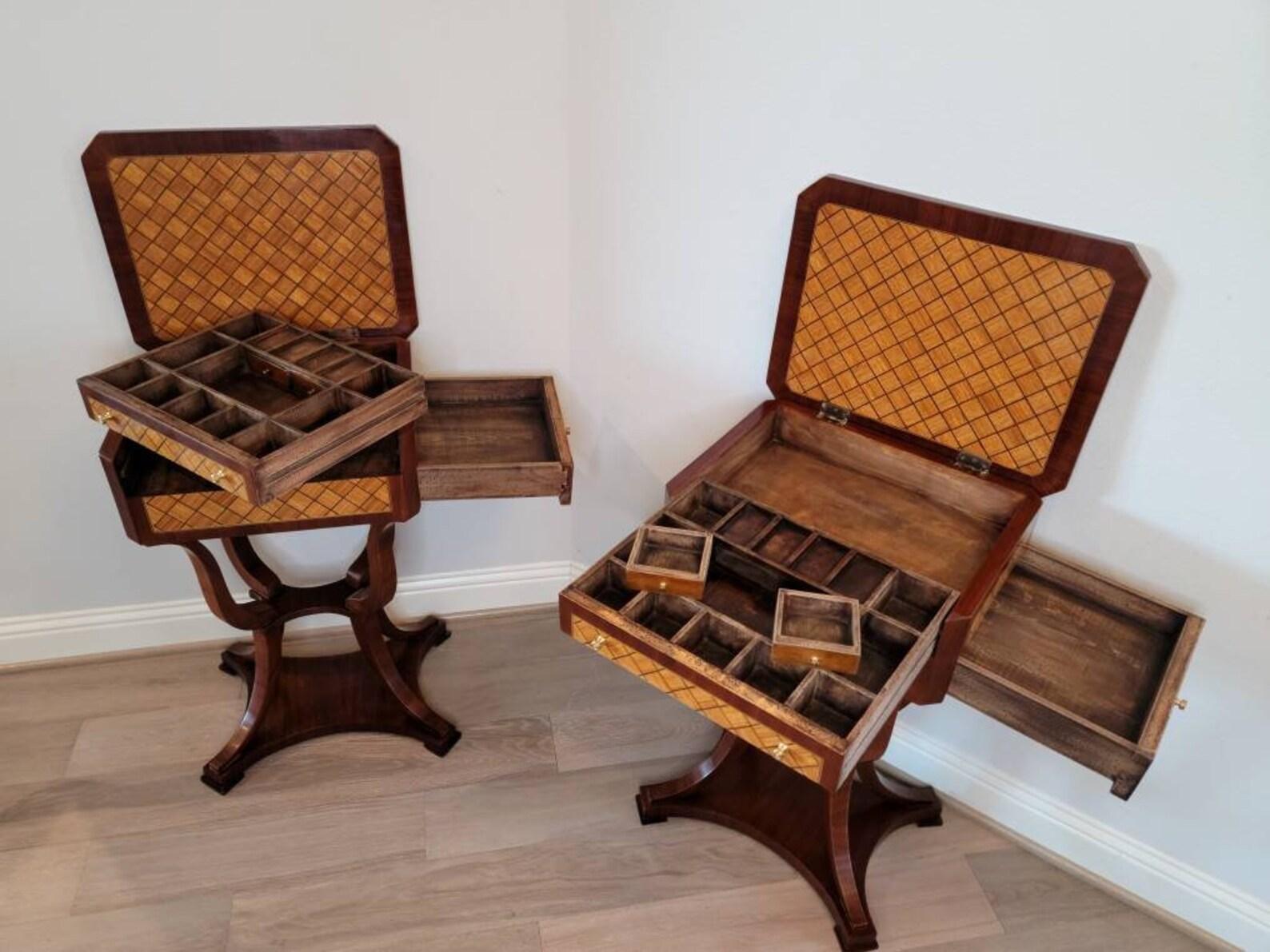 Pair of Italian Neoclassical Chessboard Parquetry Inlaid Tables For Sale 1