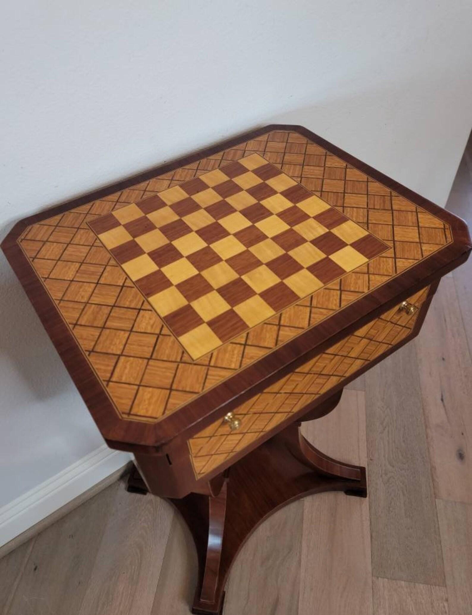 Pair of Italian Neoclassical Chessboard Parquetry Inlaid Tables For Sale 3