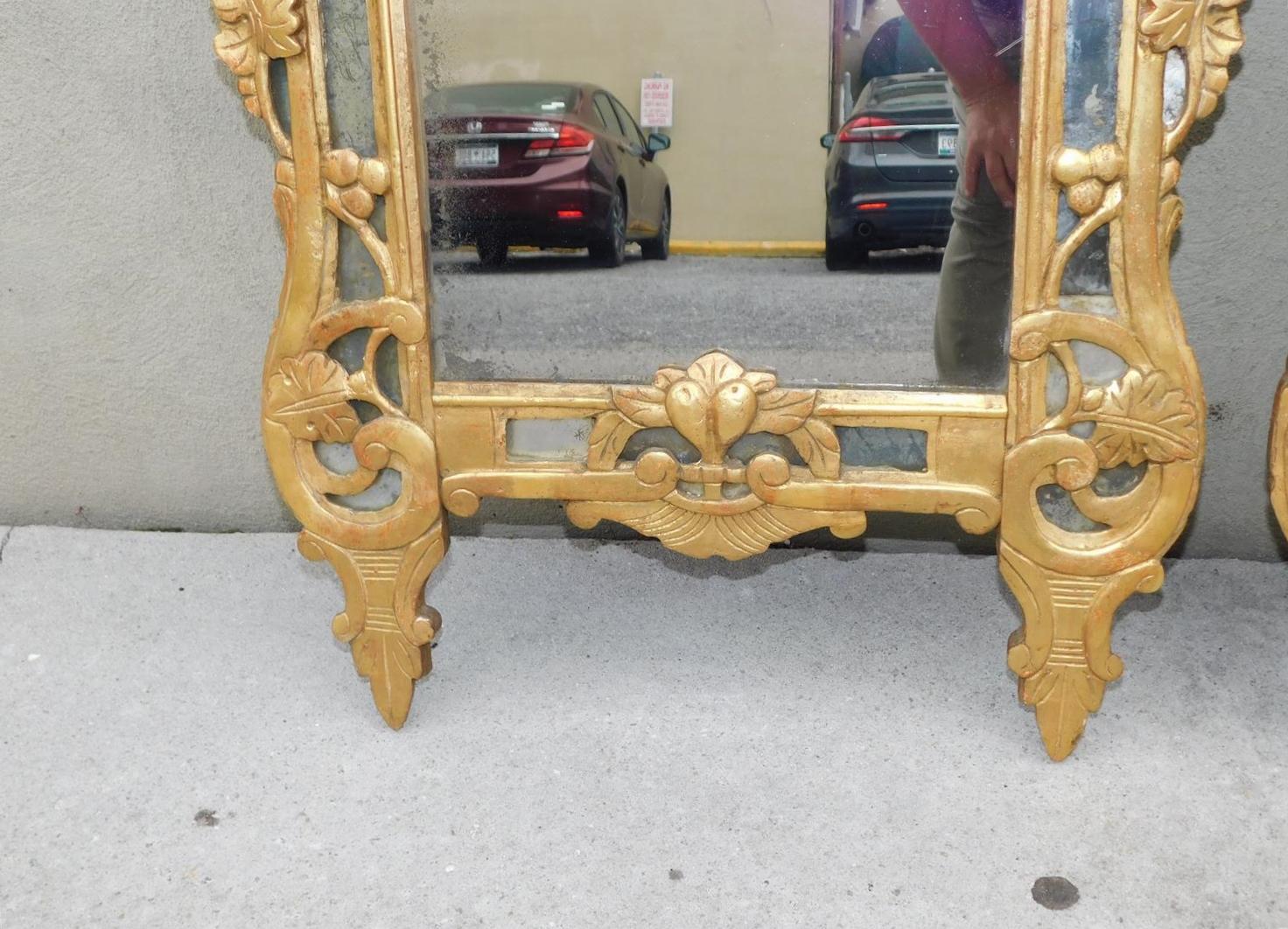 Pair of Italian Neoclassical Gilt Wood Foliage Fruit Basket Wall Mirrors, C 1780 For Sale 2
