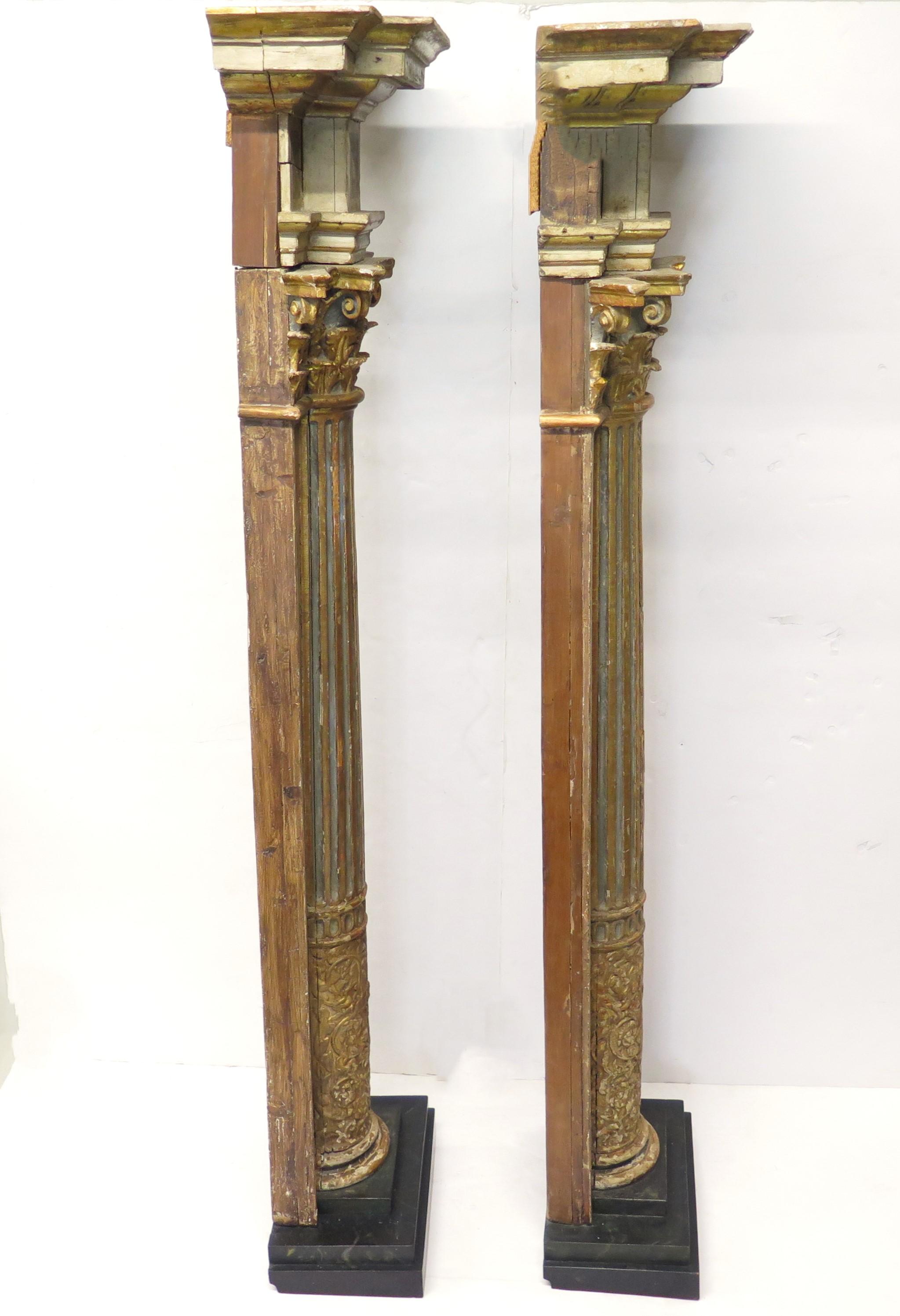 Pair of Italian Neoclassical Giltwood and Polychrome Columns For Sale 3
