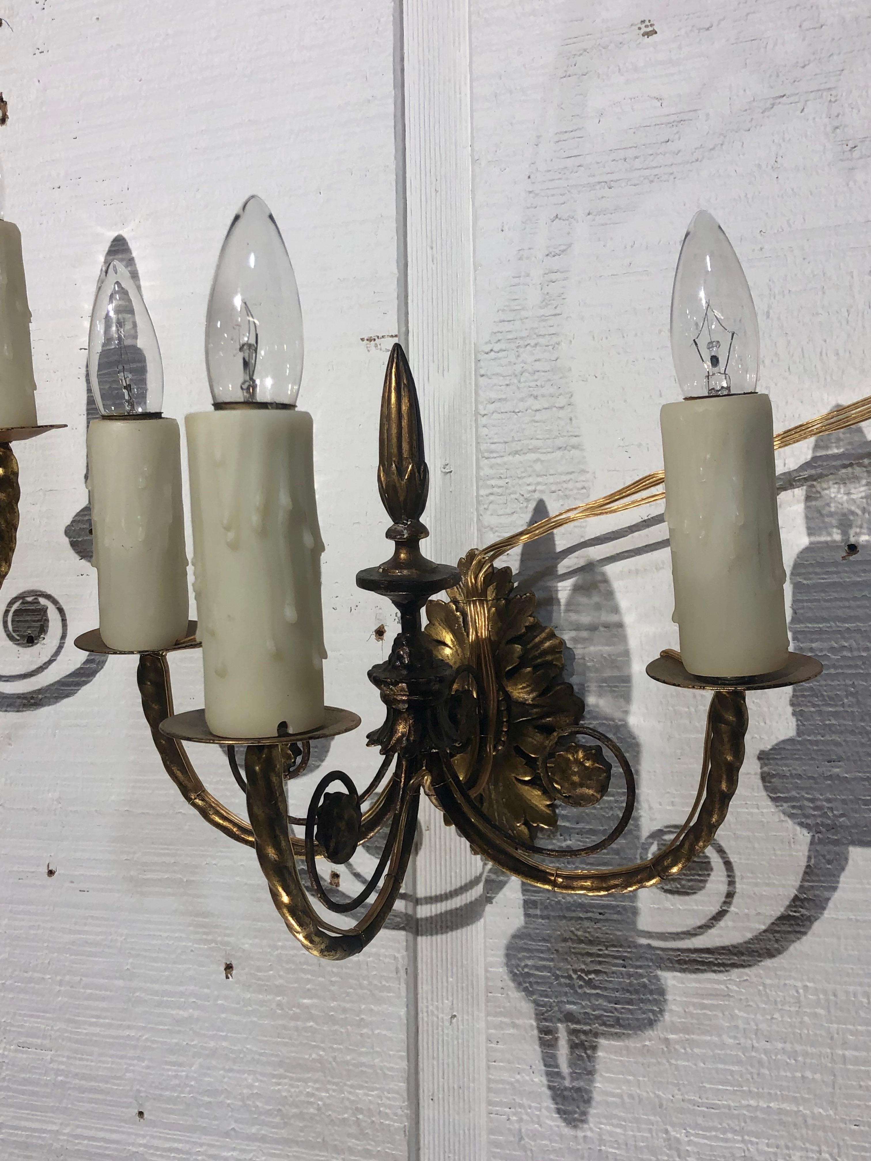 Pair of Italian Neoclassical Giltwood Sconces, 19th Century For Sale 6