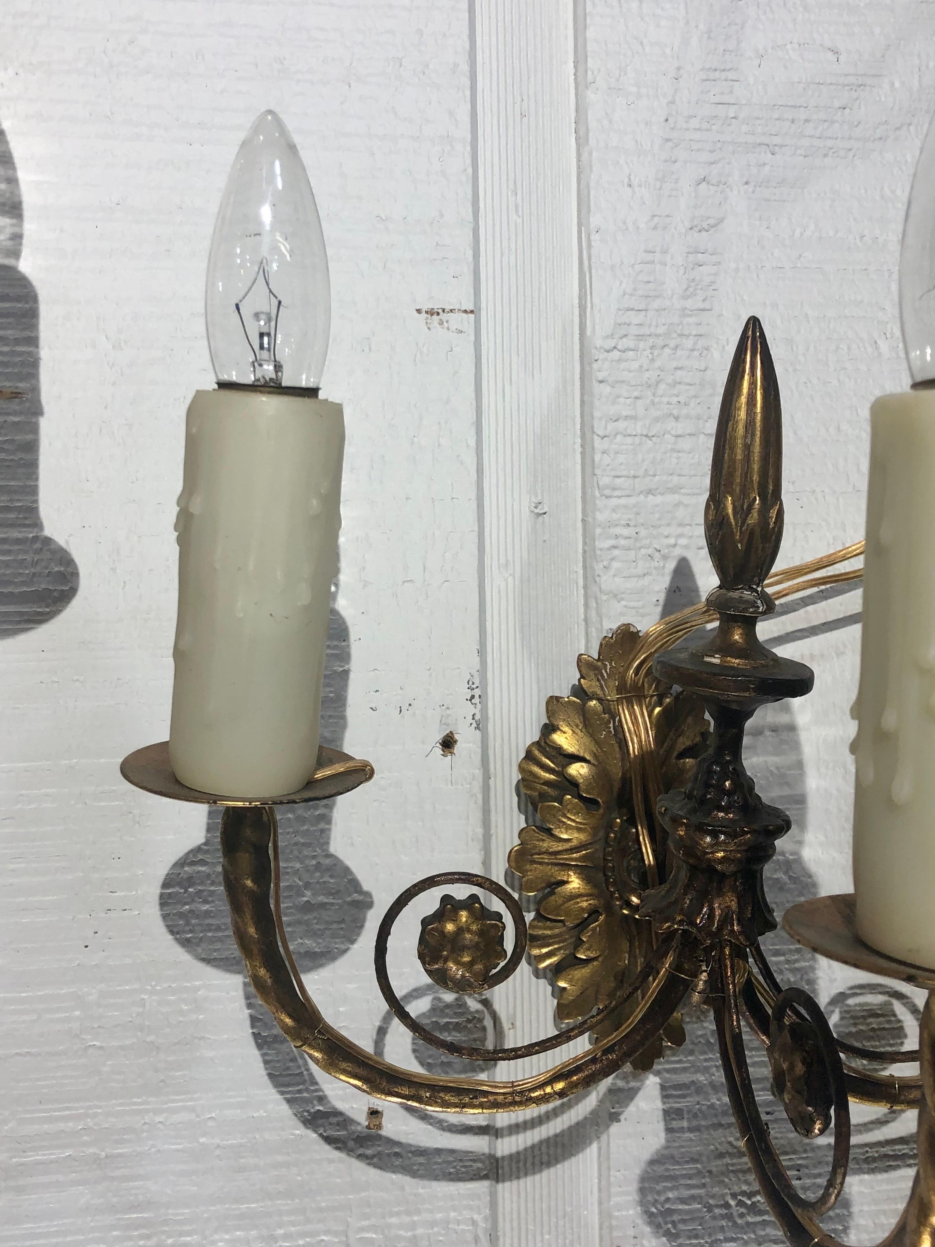 Pair of Italian Neoclassical Giltwood Sconces, 19th Century For Sale 9