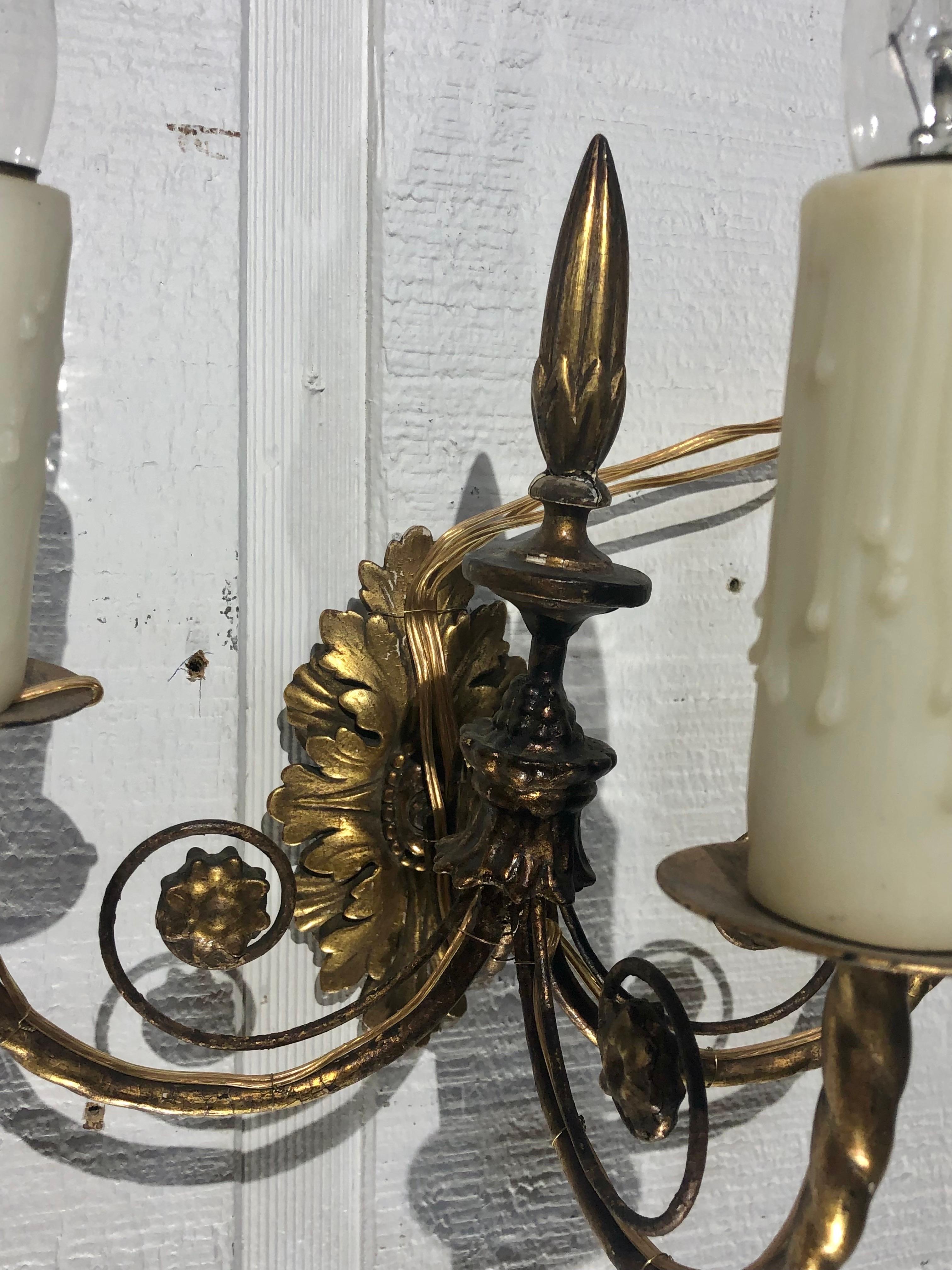 Pair of Italian Neoclassical Giltwood Sconces, 19th Century For Sale 11