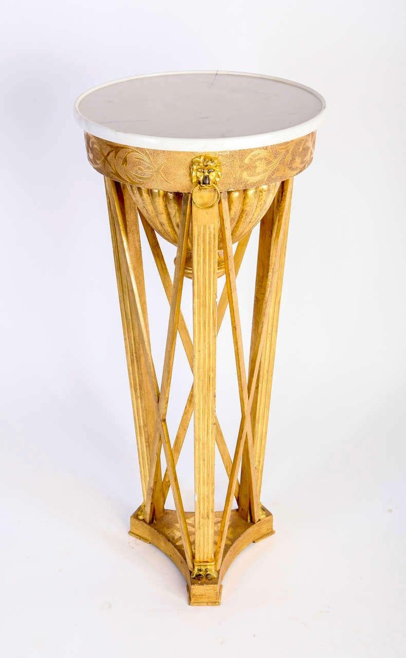 Giltwood Pair of Italian Neoclassical Guéridons or Side Tables Tuscany, 1830 For Sale