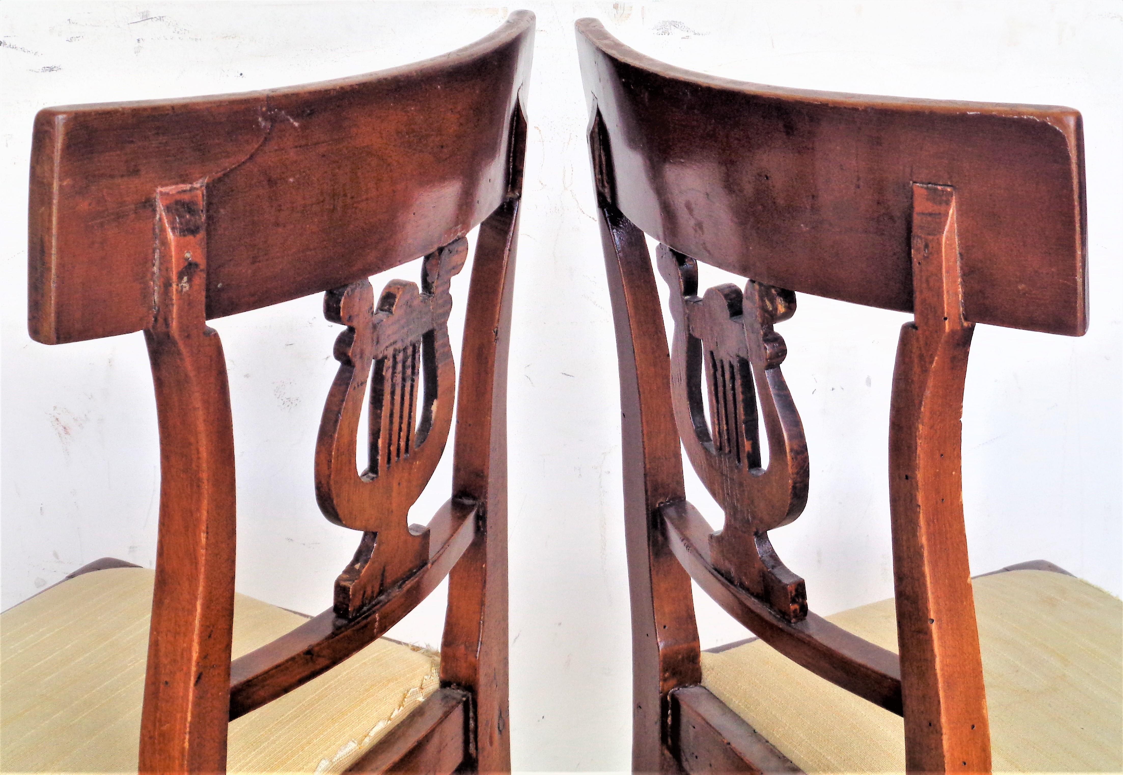  Italian Neoclassical Lyre Back Chairs, Circa 1800 In Good Condition For Sale In Rochester, NY