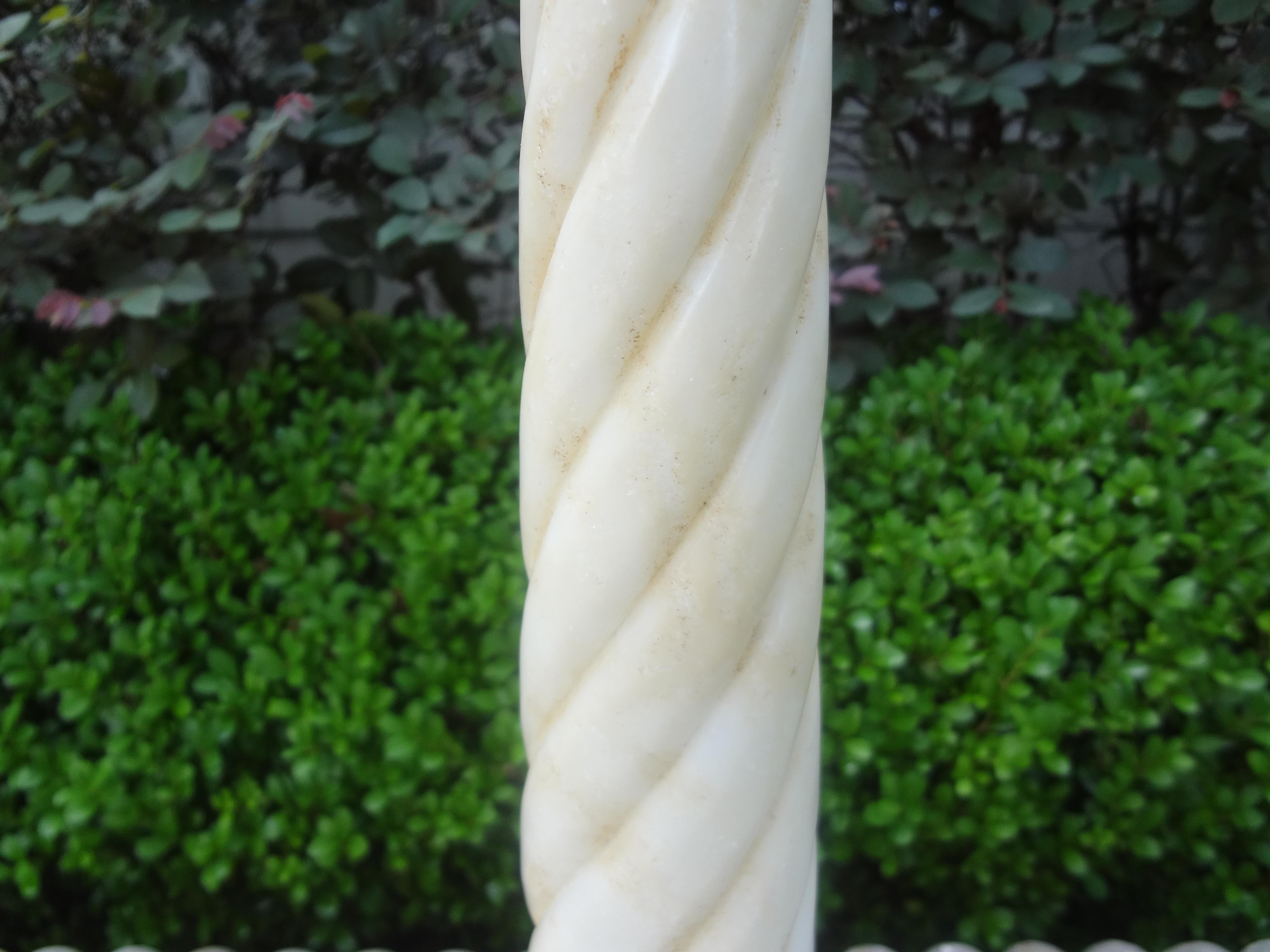 Mid-20th Century Pair of Italian Neoclassical Style Corinthian Column Alabaster Lamps