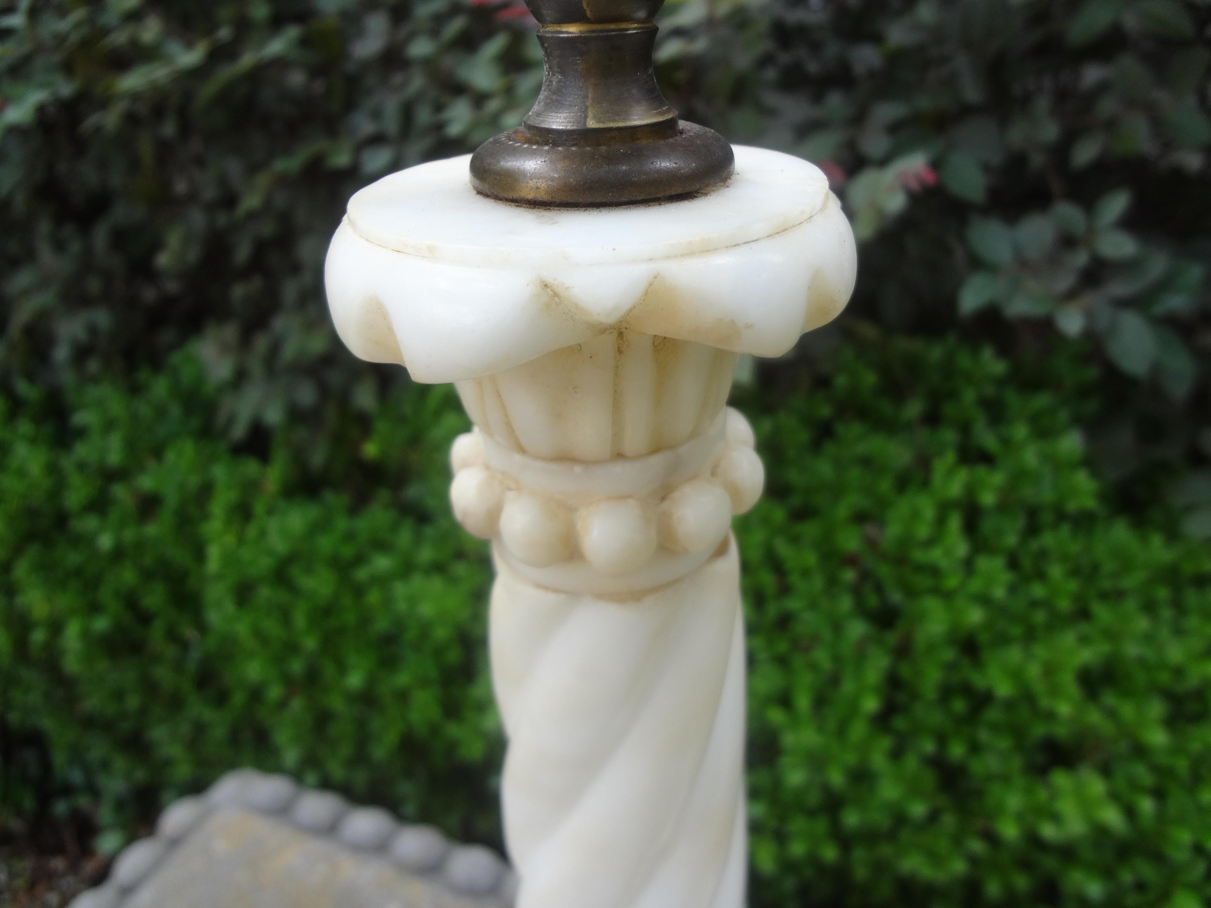 Pair of Italian Neoclassical Style Corinthian Column Alabaster Lamps 1