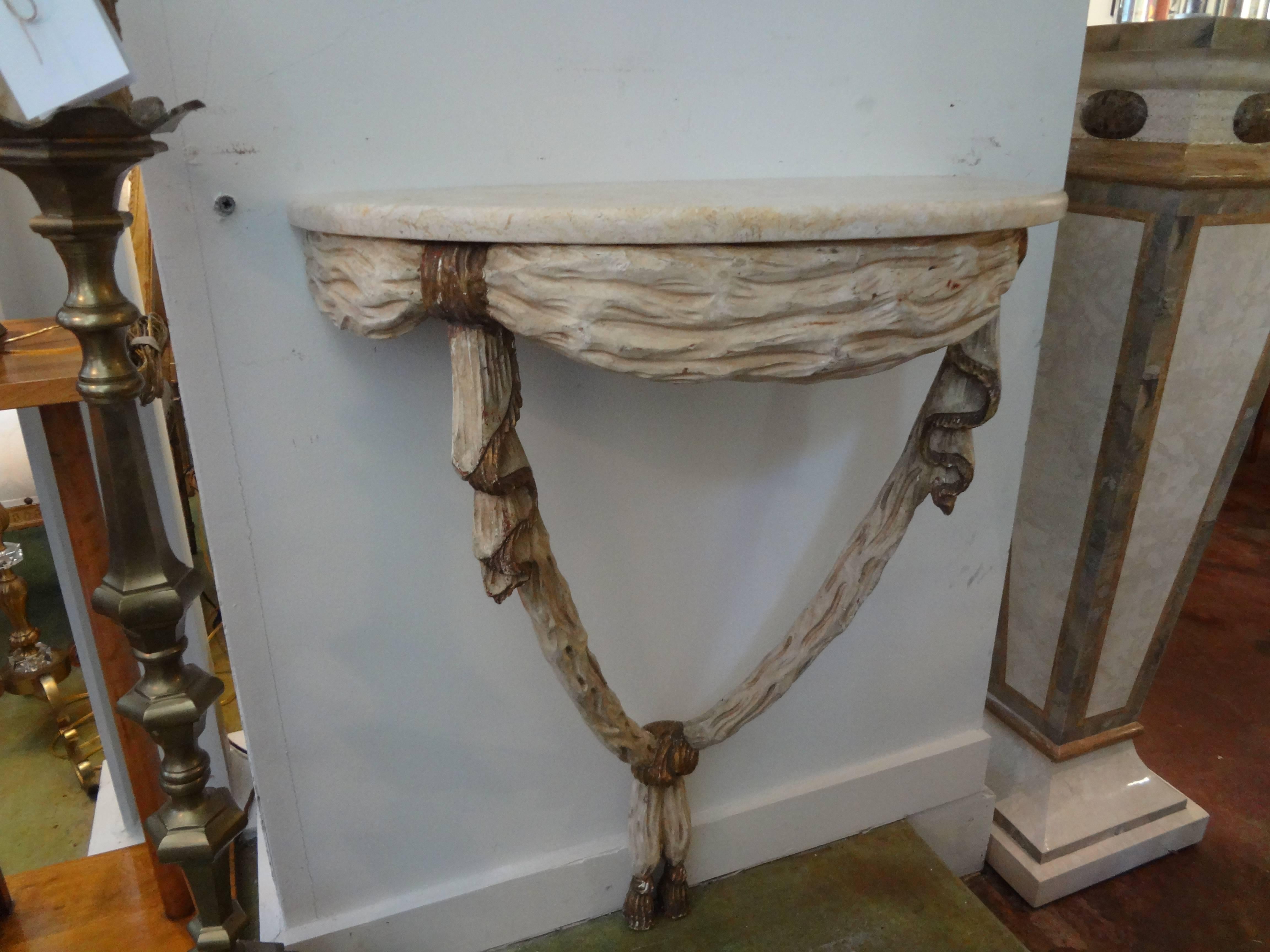 Early 20th Century Pair of Italian Neoclassical Style Painted and Gilt Wood Console Tables