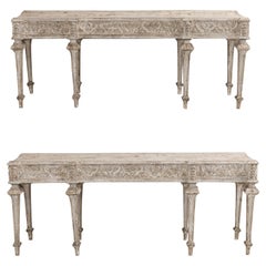 Paire de tables consoles italiennes peintes de style néoclassique