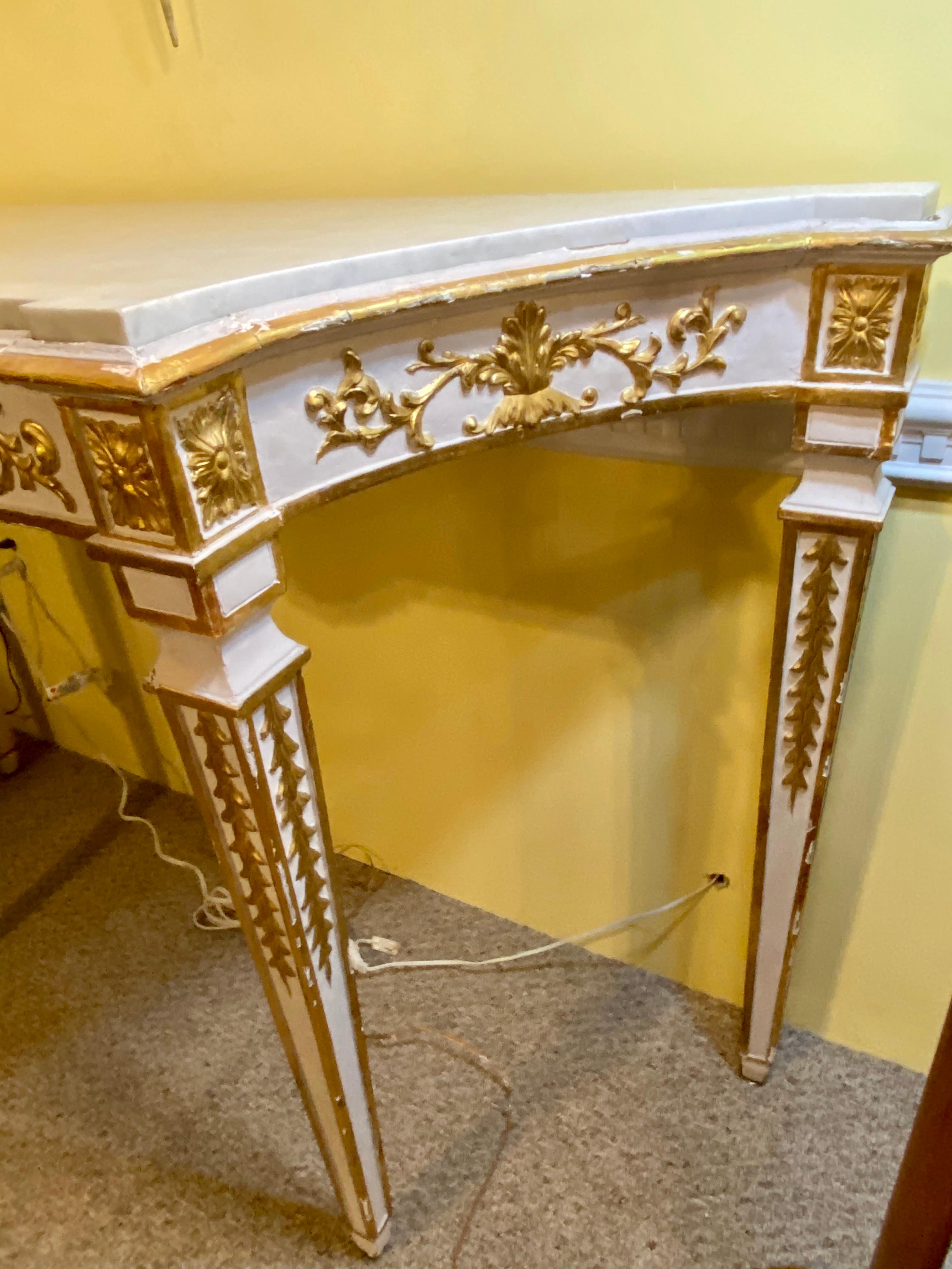Console Tables Pair Parcel-Gilt and White Painted Italian Neoclassical Style  10