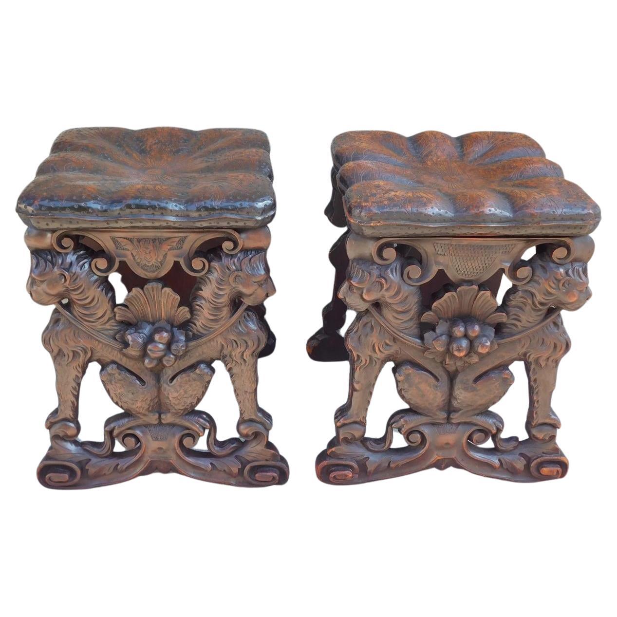 Pair of Italian Neoclassical Walnut Figural Lion Pillow Top Stools, Circa 1810  For Sale