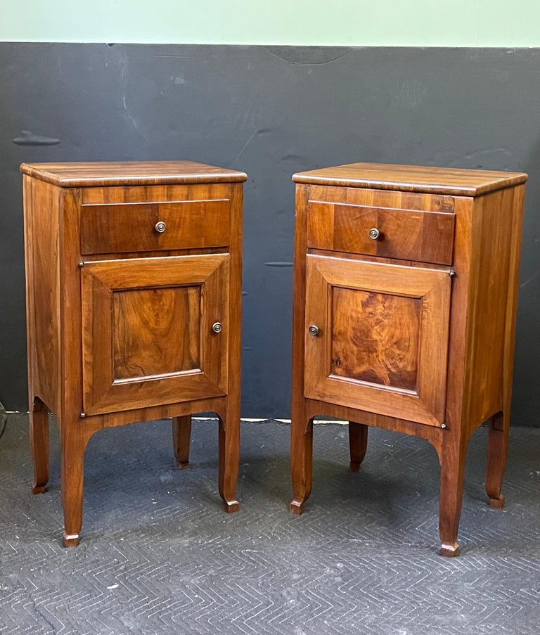 Pair of Italian Neoclassical Walnut Side or Nightstands at 1stDibs