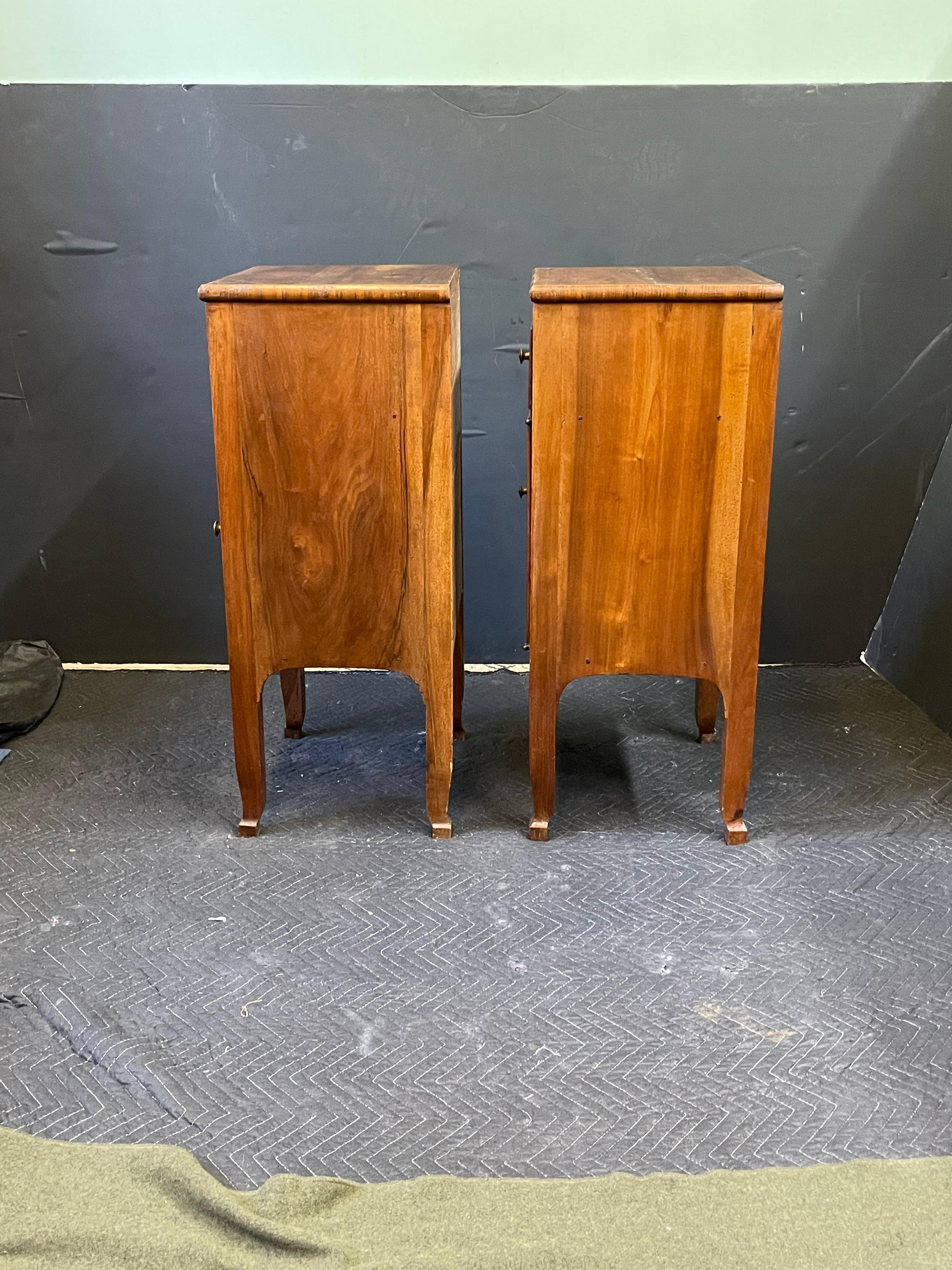 Pair of Italian Neoclassical Walnut Side Cabinets or Nightstands  1