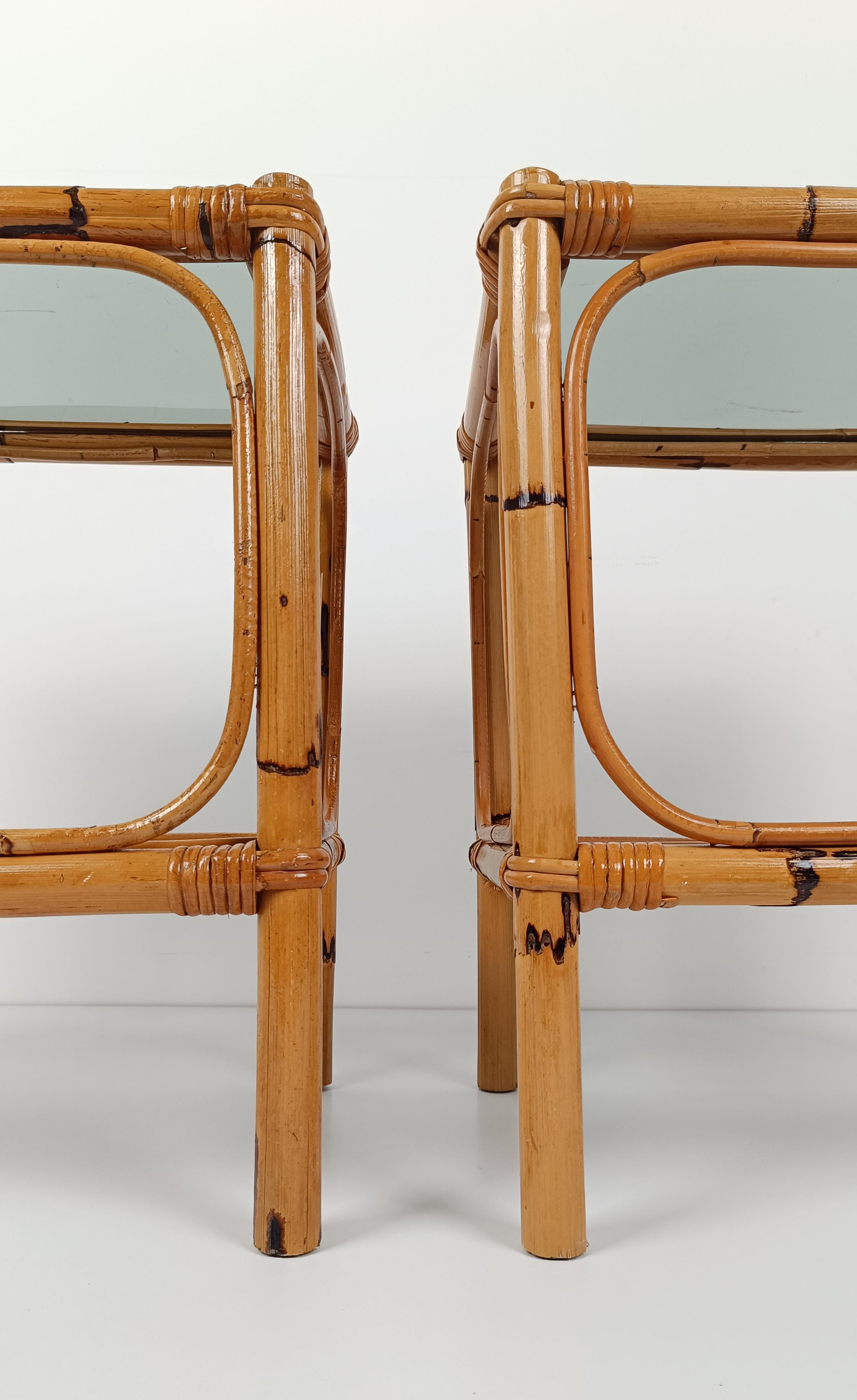 Pair of Italian Night Stand / Side Table in Bamboo, Rattan and Smoked Glass, 70s For Sale 1