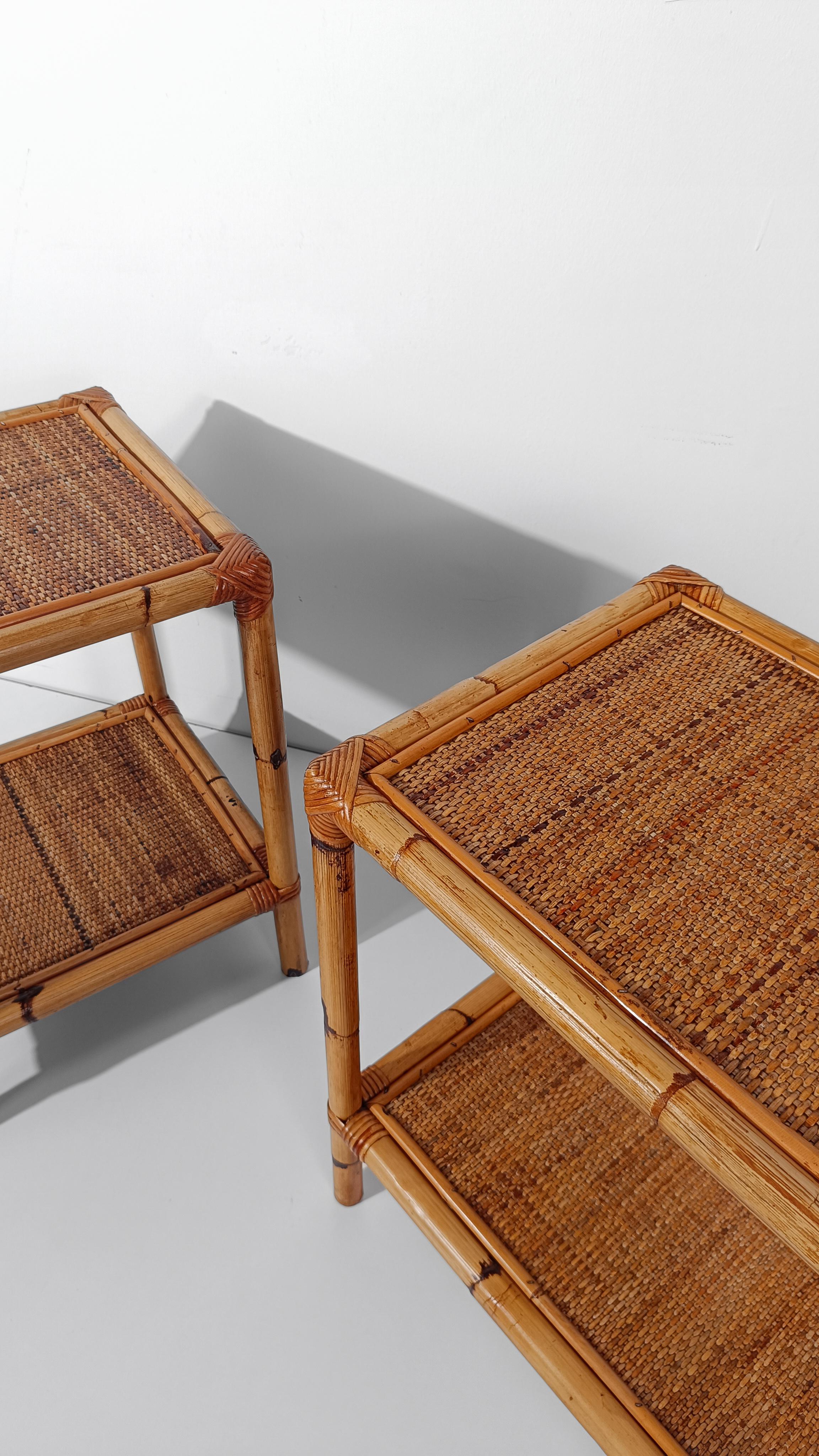 Mid-Century Modern Pair of Italian Night Stand / Side Table in Bamboo, Rattan and Wicker 1970s For Sale