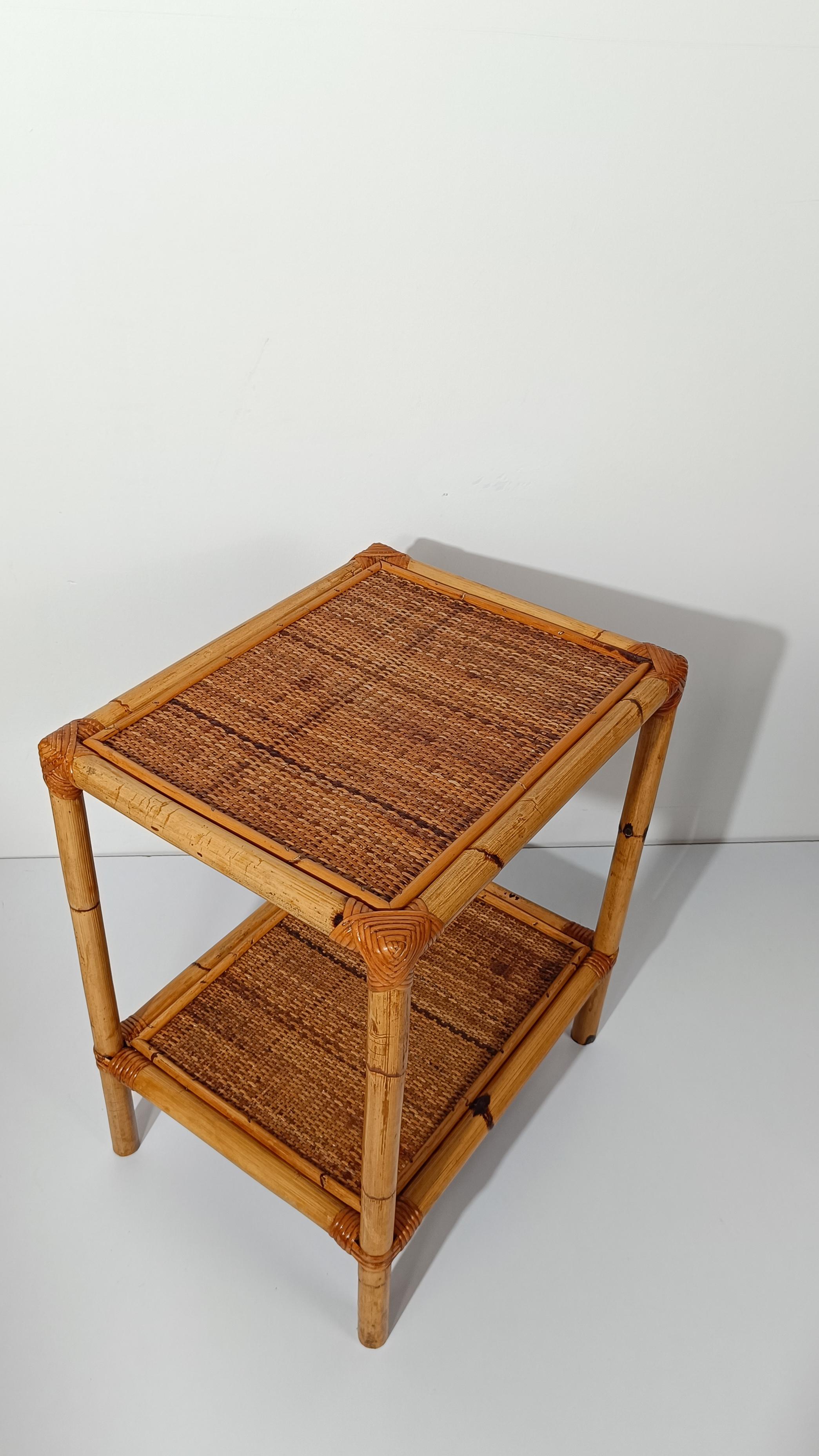 20th Century Pair of Italian Night Stand / Side Table in Bamboo, Rattan and Wicker 1970s For Sale
