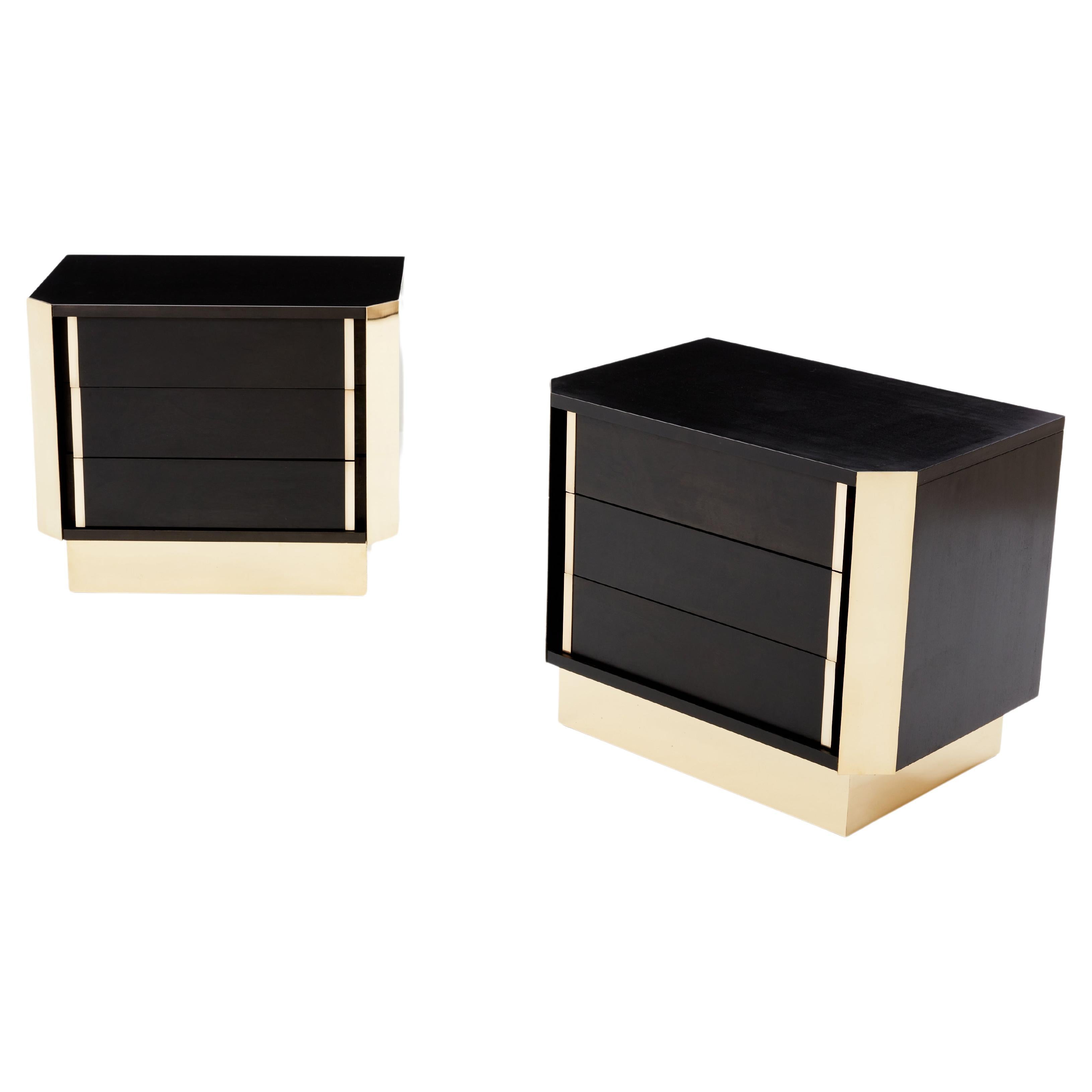 Pair of Italian nightstands ebonized oak wood and brass 1970s For Sale