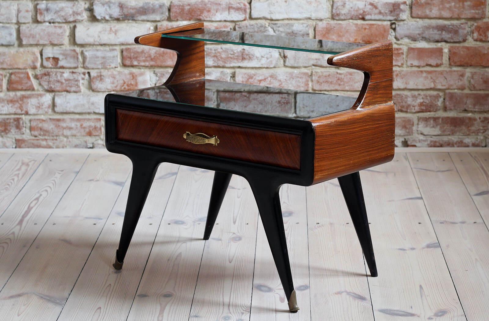 Pair of Italian Nightstands, Paolo Buffa Style, 1950s For Sale 3