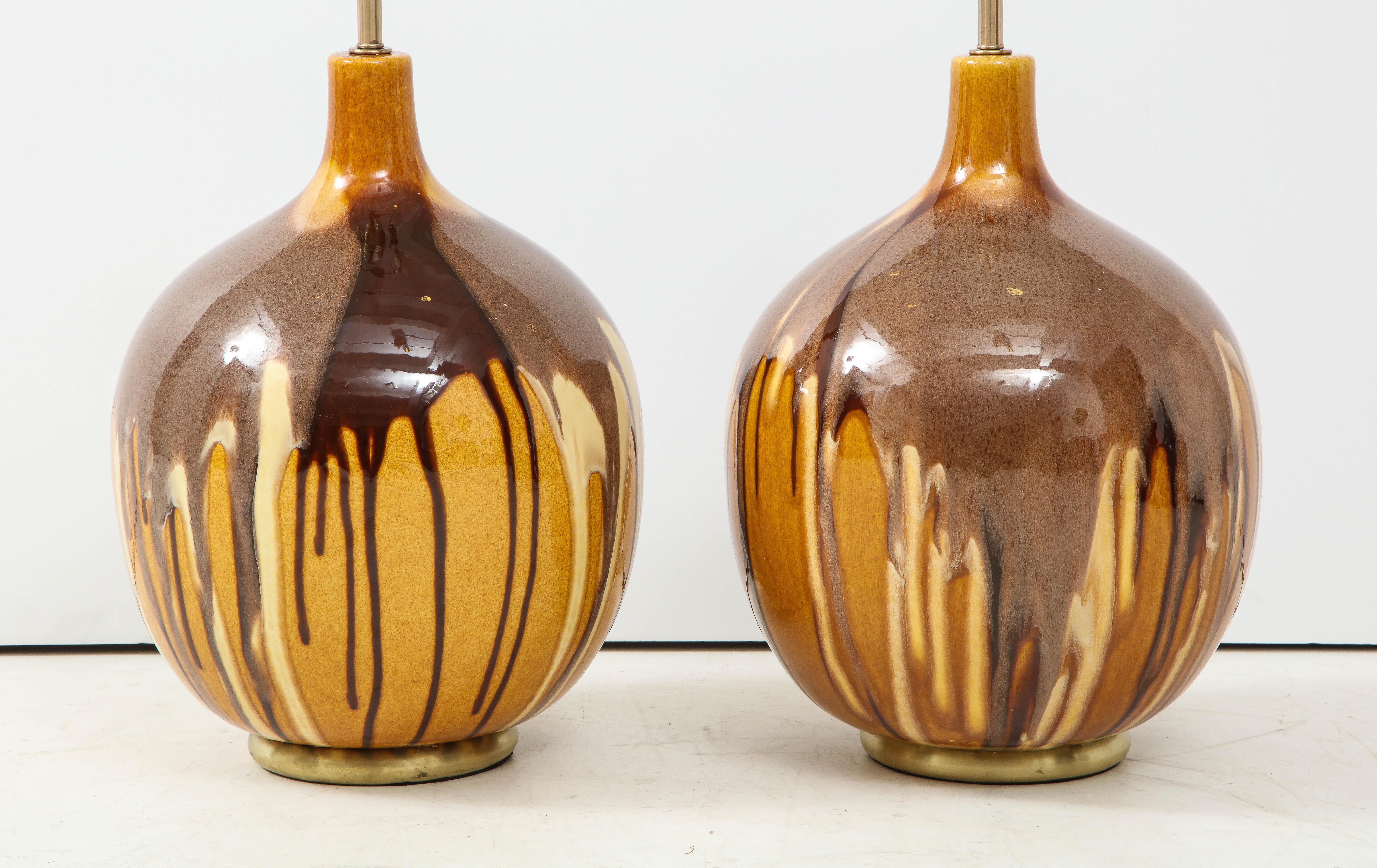 Pair of Italian Ochre Drip Glaze Lamps In Excellent Condition In New York, NY