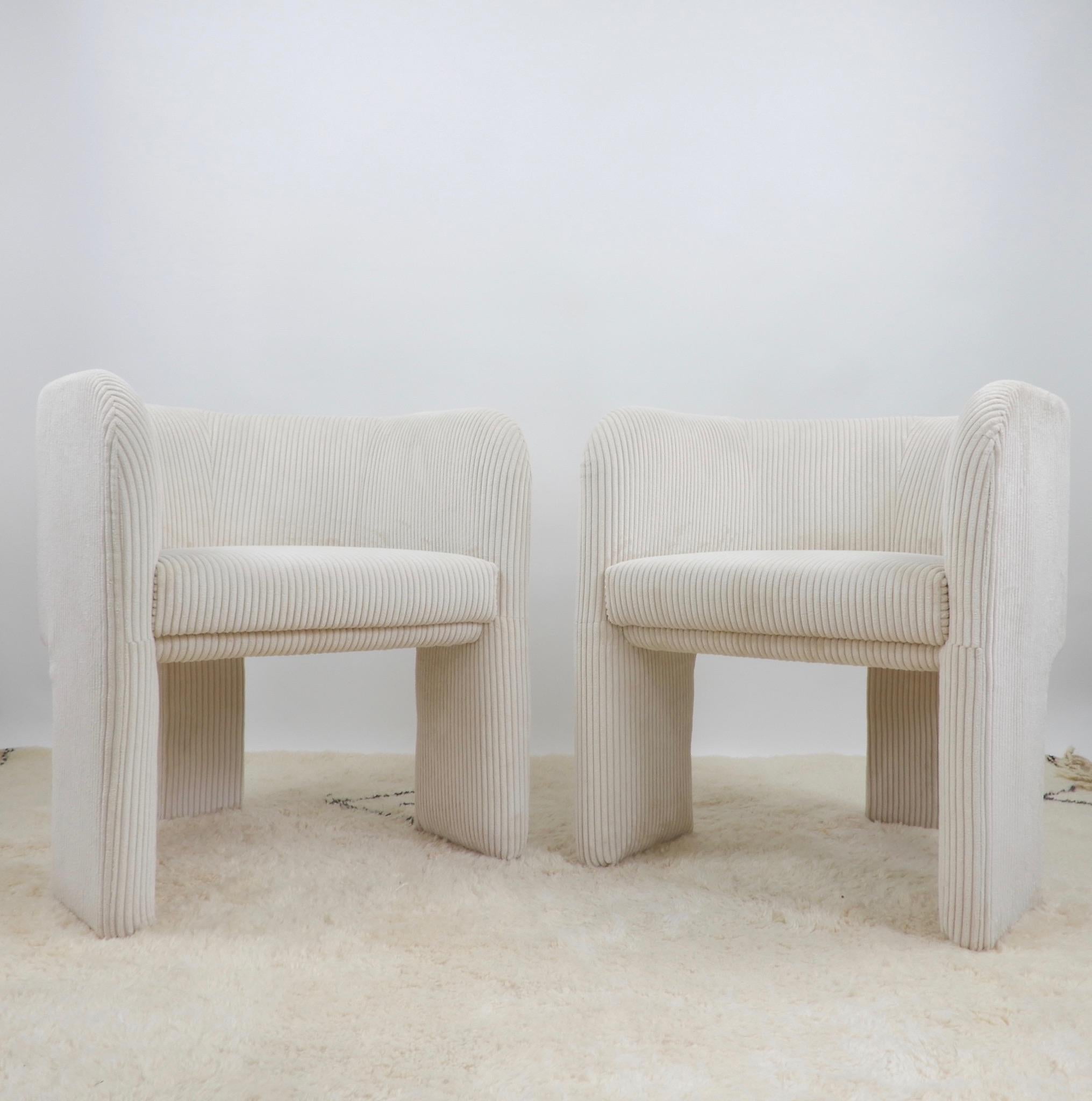 Pair of Italian Off-White Velvet Corduroy Armchairs, 1970s 6