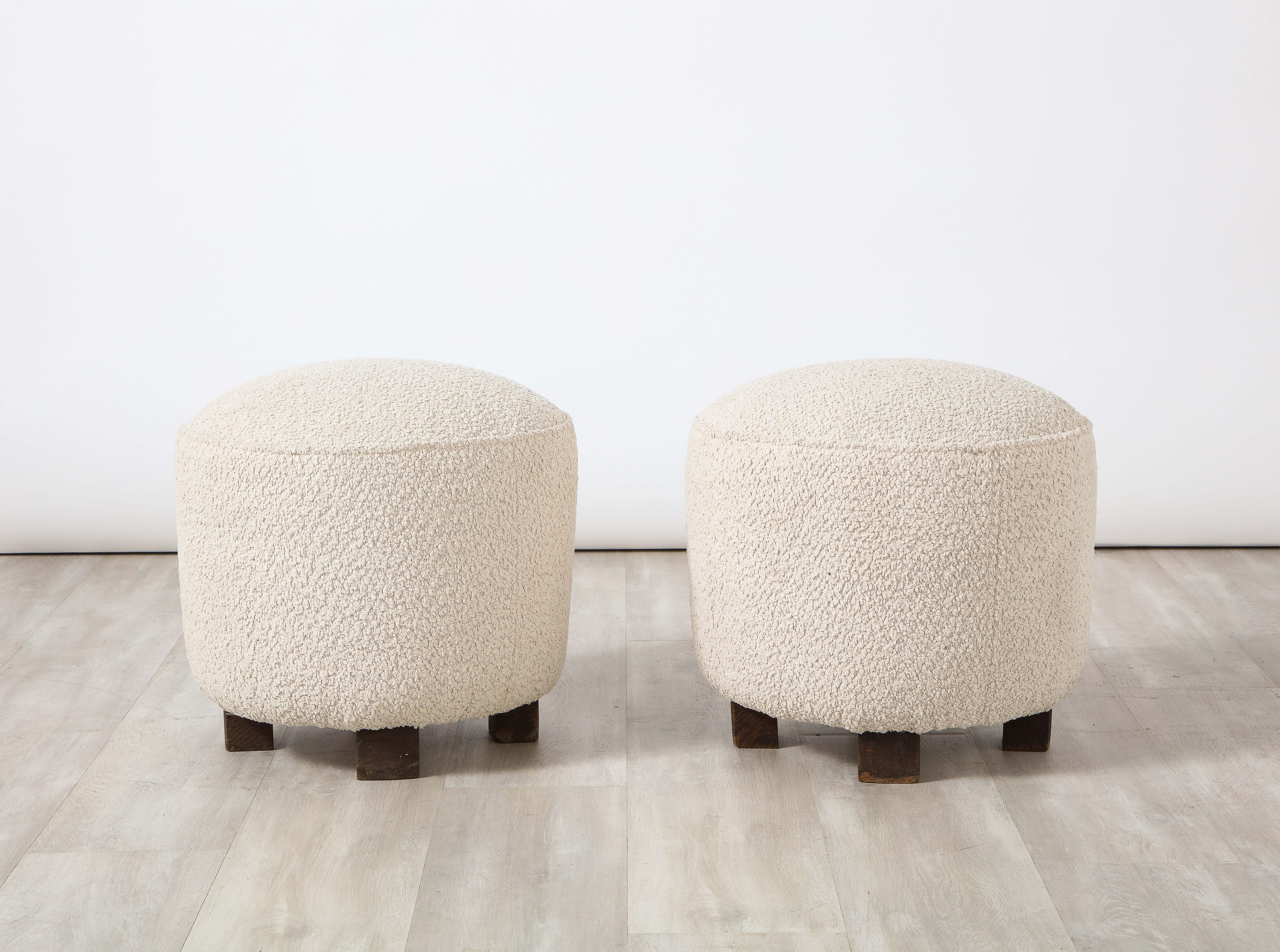 Pair of Italian Organic Modern Boucle Stools with Wood Feet In Good Condition In New York, NY