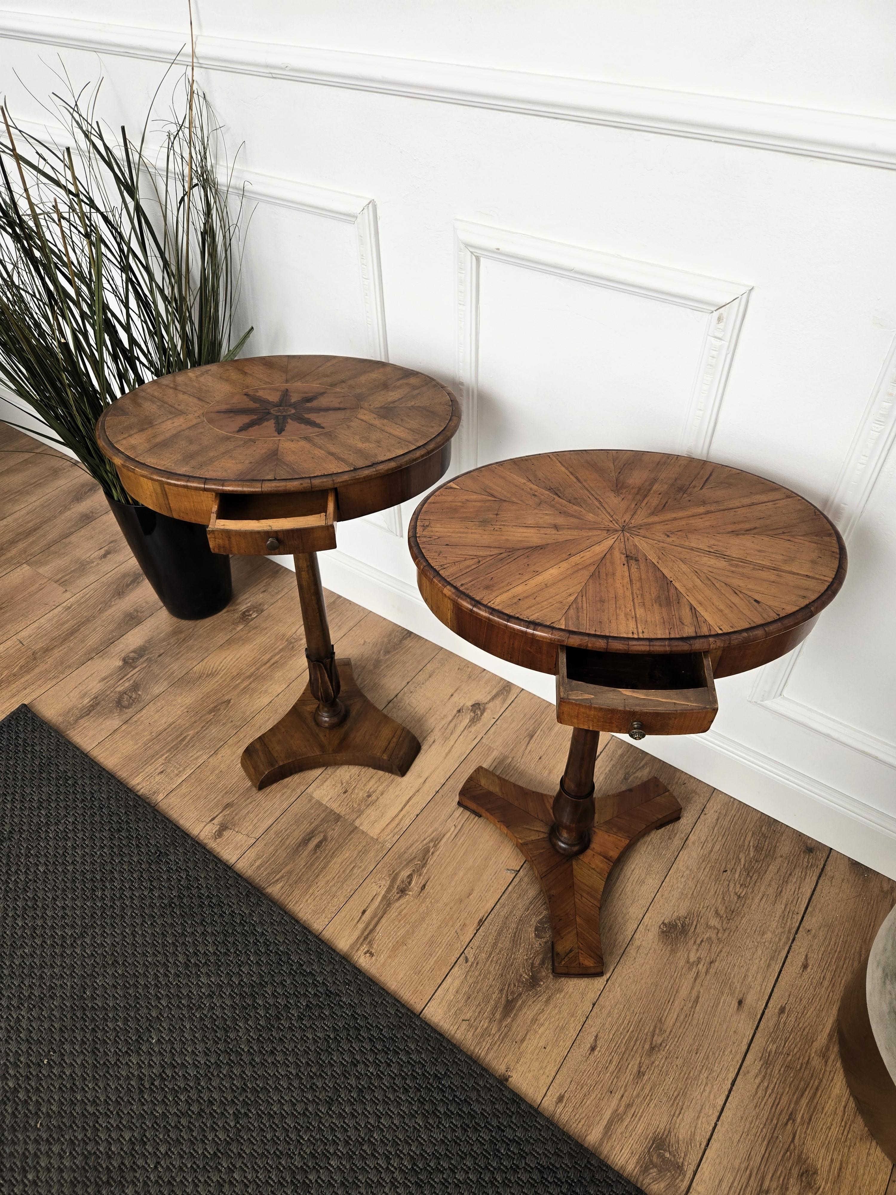 Pair of Italian Oval Tripod Side Tables Night Stands in Marquetry Burl Walnut For Sale 2