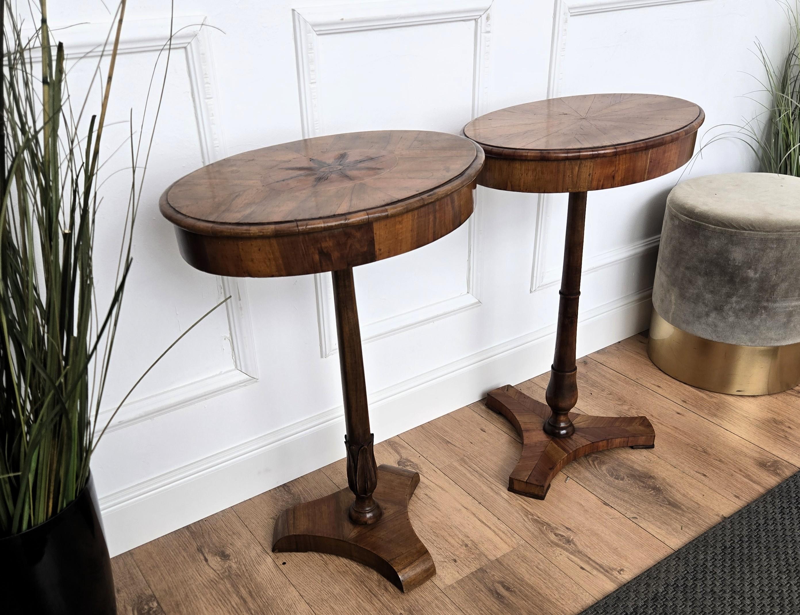 Pair of Italian Oval Tripod Side Tables Night Stands in Marquetry Burl Walnut For Sale 3