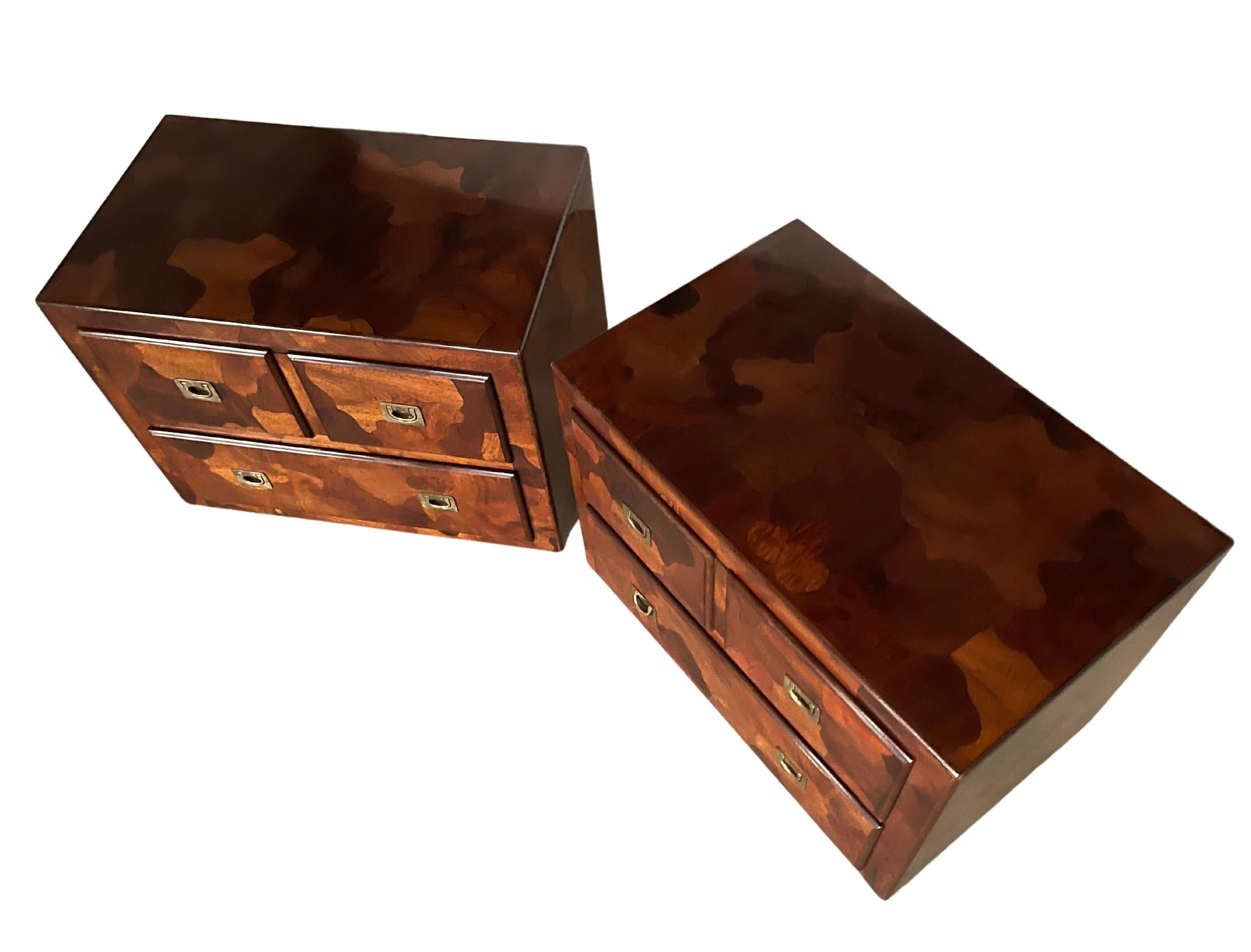 Pair of Italian Oyster Burl Nighstands with Brass Hardware 1