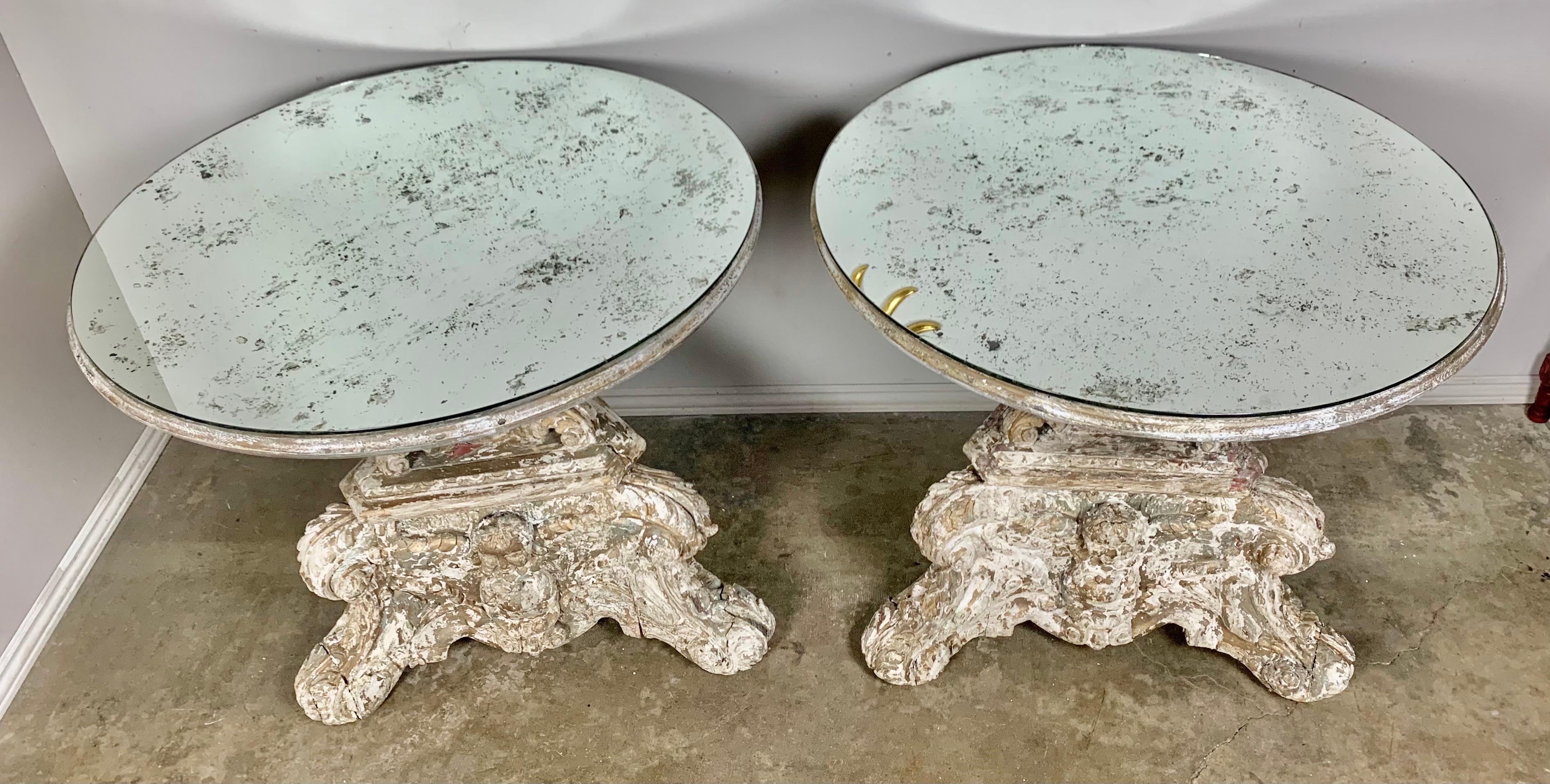 Pair of Italian Painted 1930s Side Tables with Mirrored Tops In Distressed Condition In Los Angeles, CA