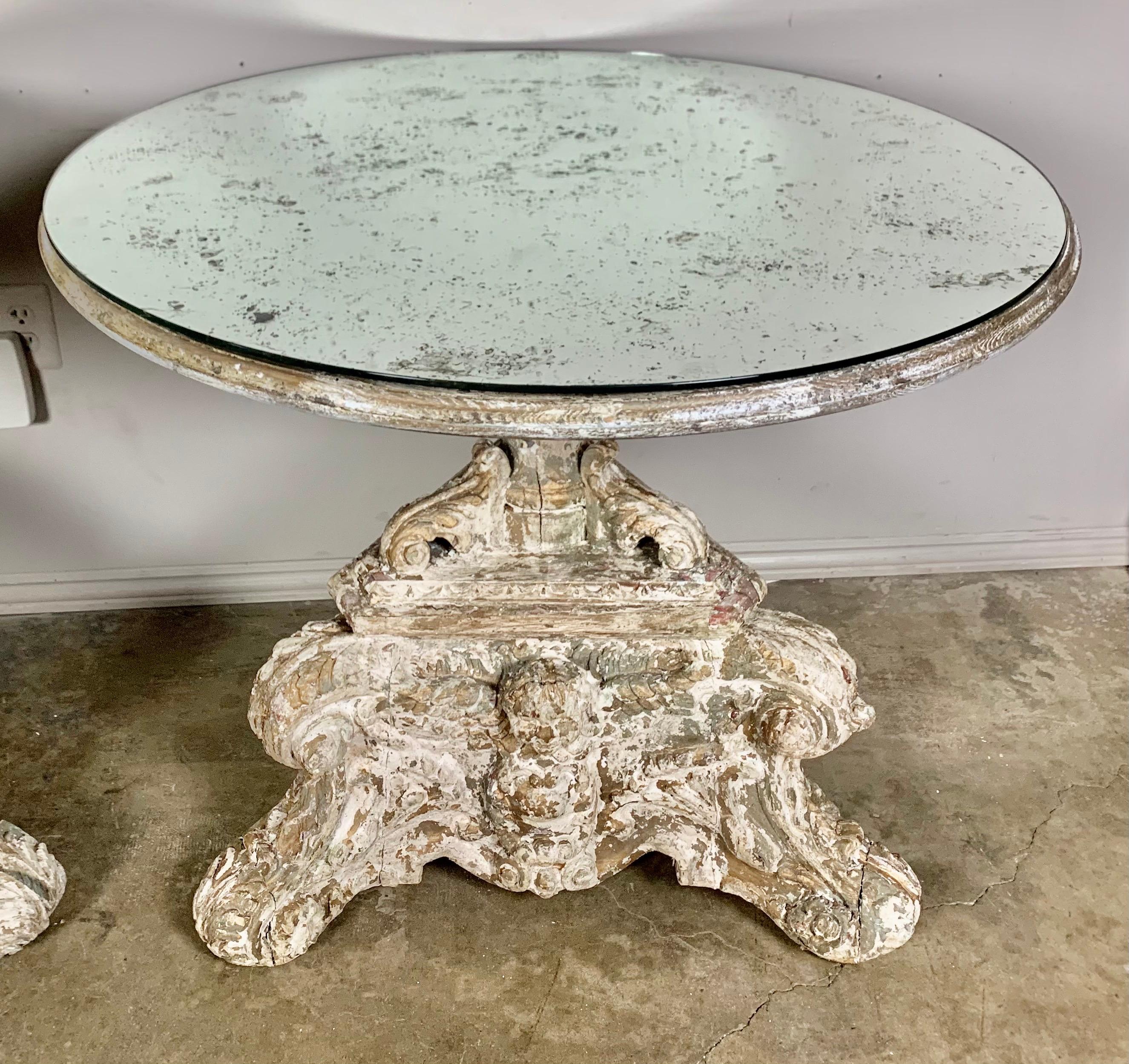 19th Century Pair of Italian Painted 1930s Side Tables with Mirrored Tops